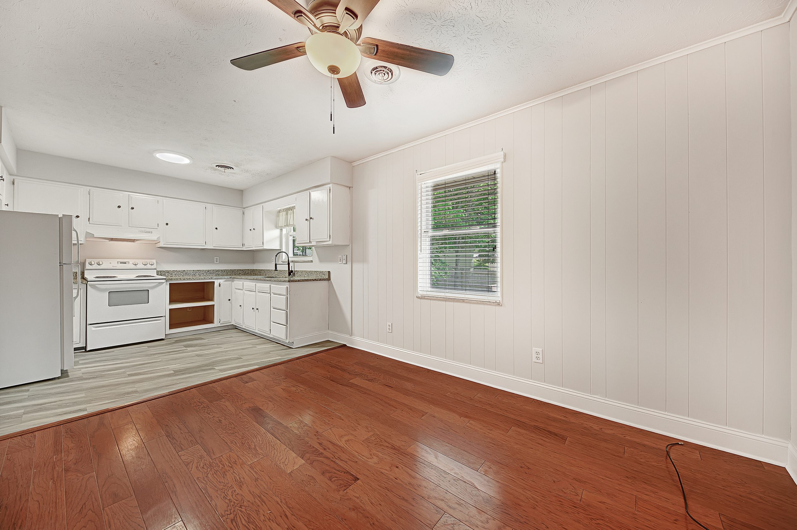 15529 Highway 11 E - Photo 18