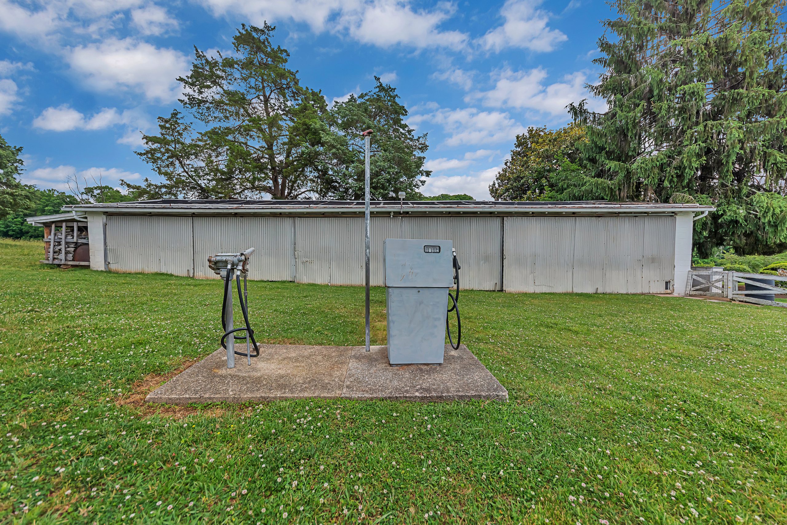 5115 Burkhart Road - Photo 10
