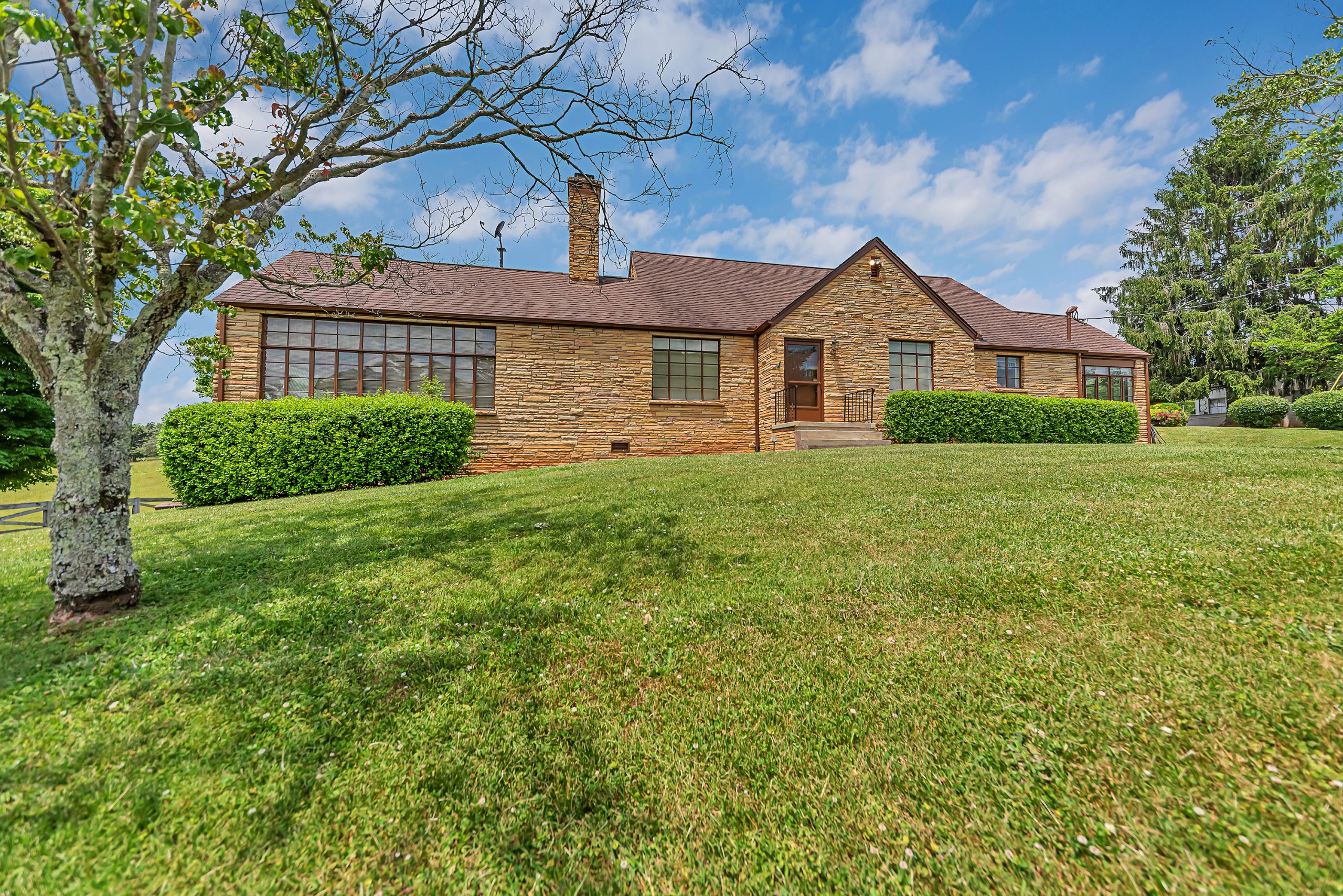 5115 Burkhart Road - Photo 2