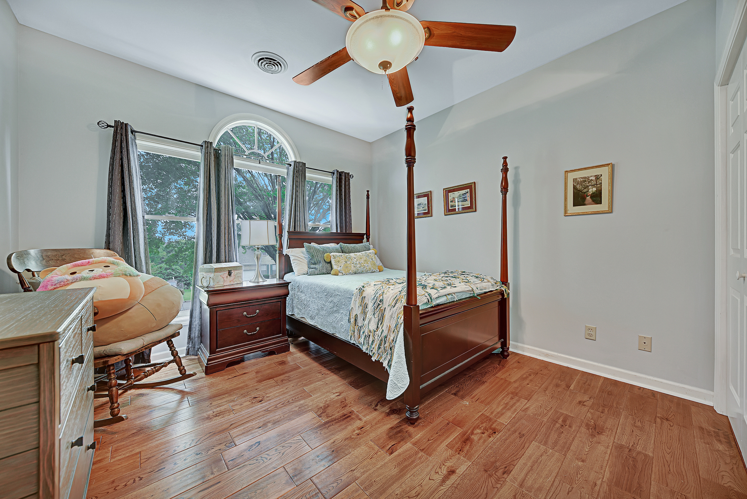 1100 Whately Way - Photo 32