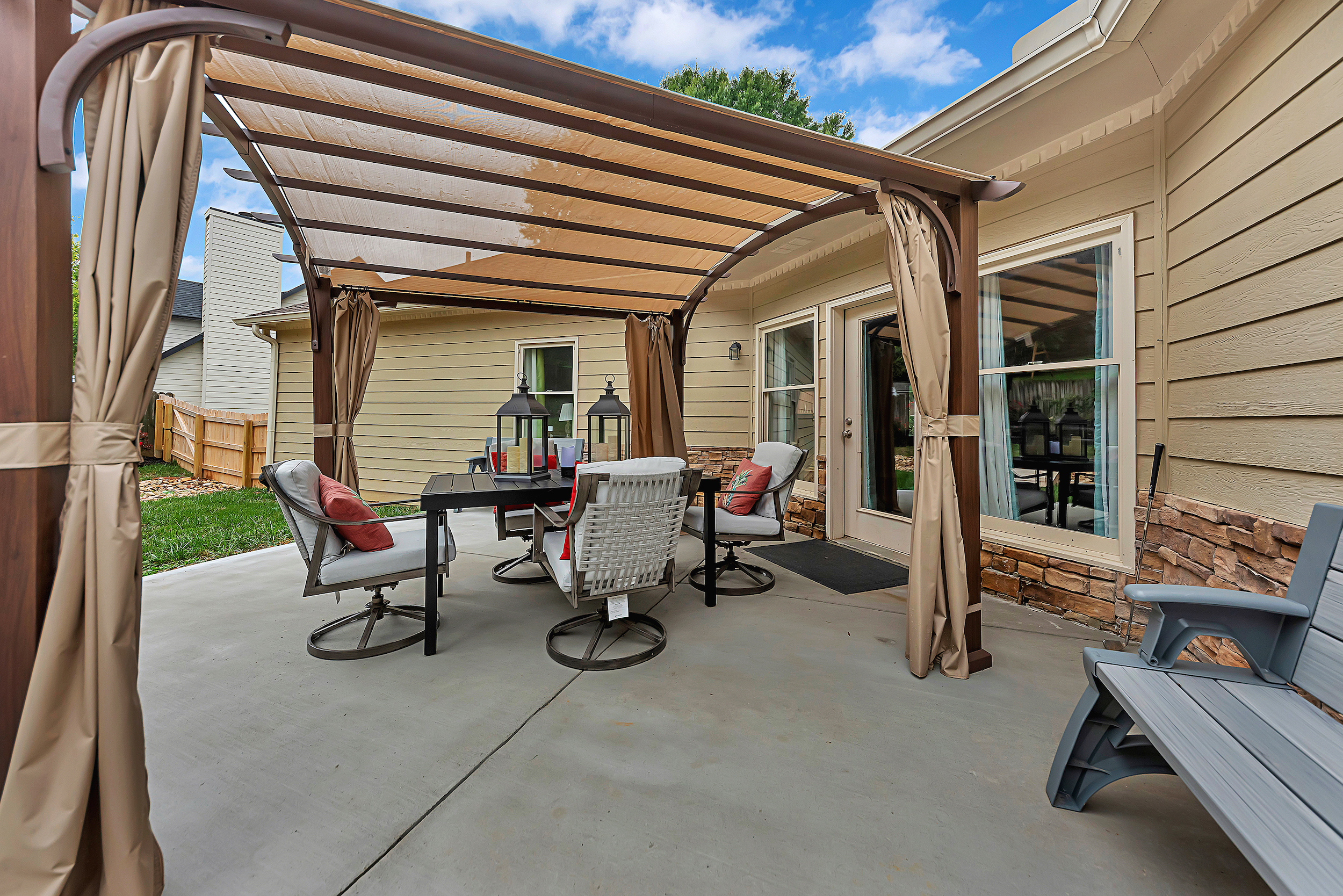 1100 Whately Way - Photo 15