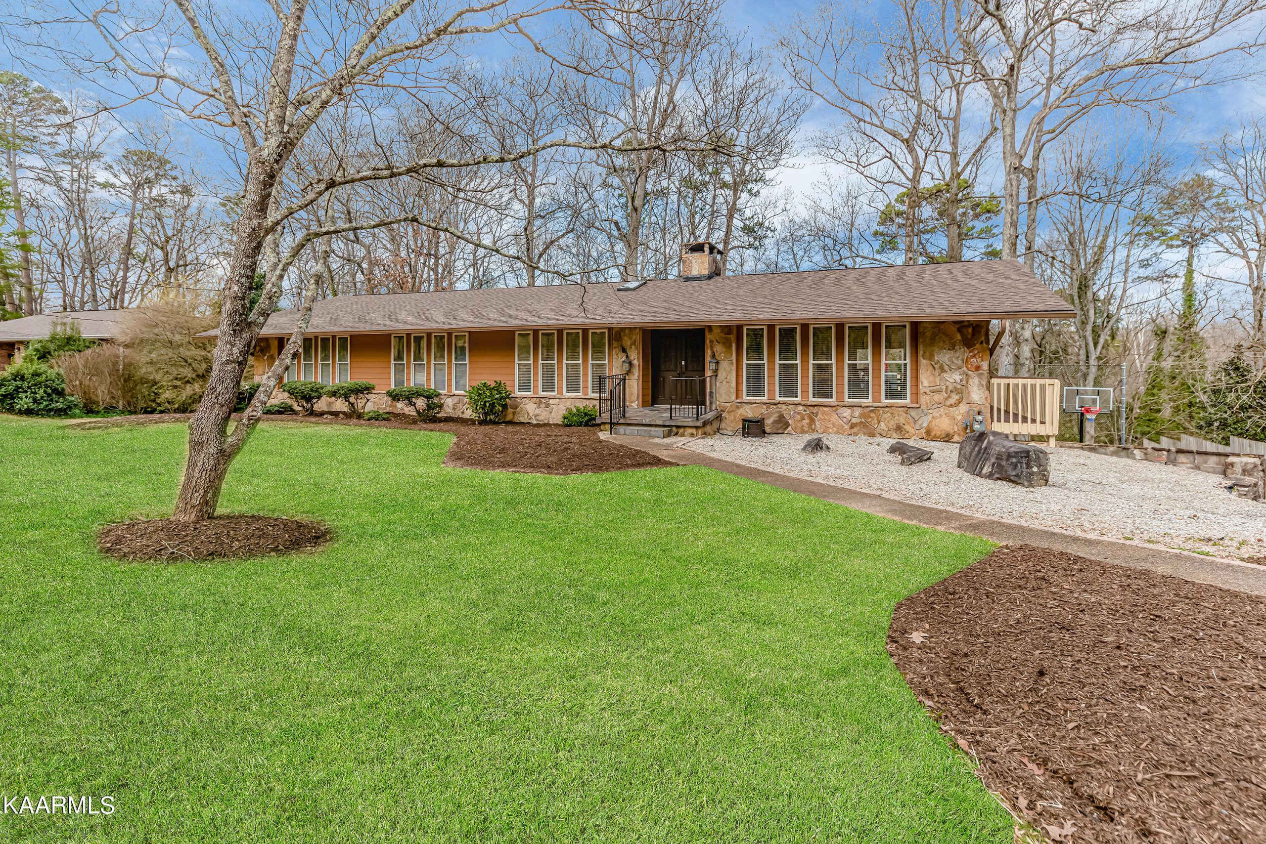 7109 Merrick Drive - Photo 3