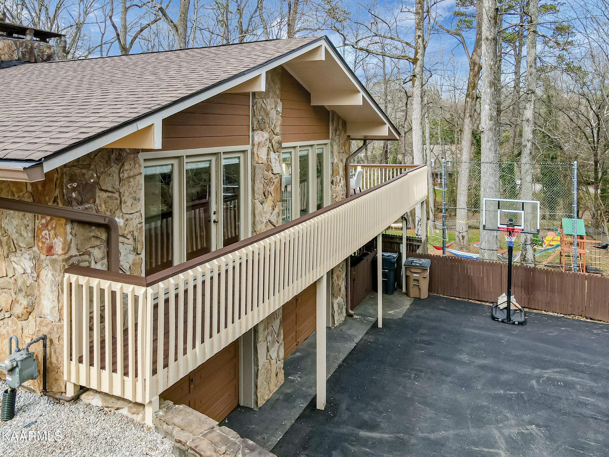 7109 Merrick Drive - Photo 4