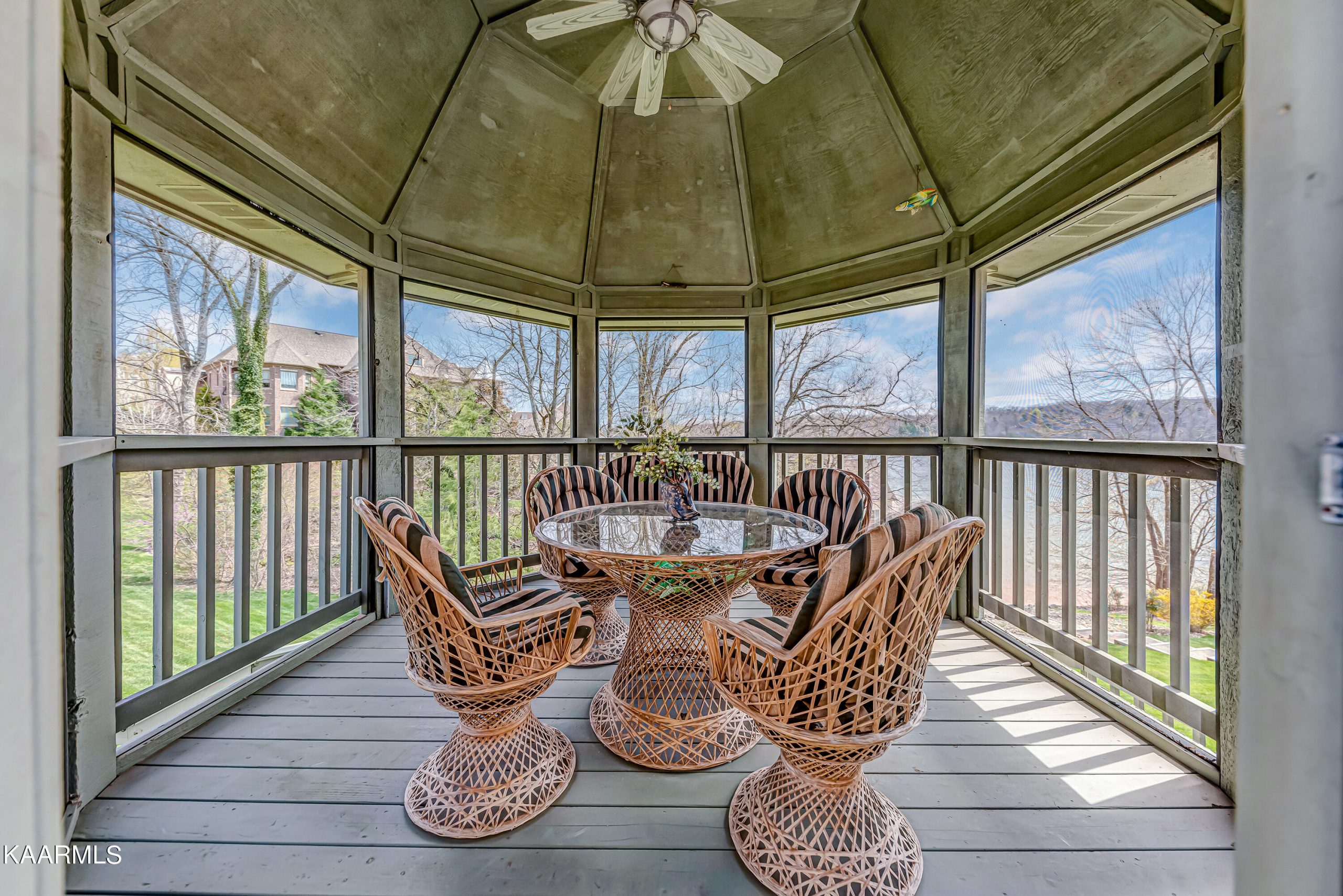 195 Chickadee Circle - Photo 10