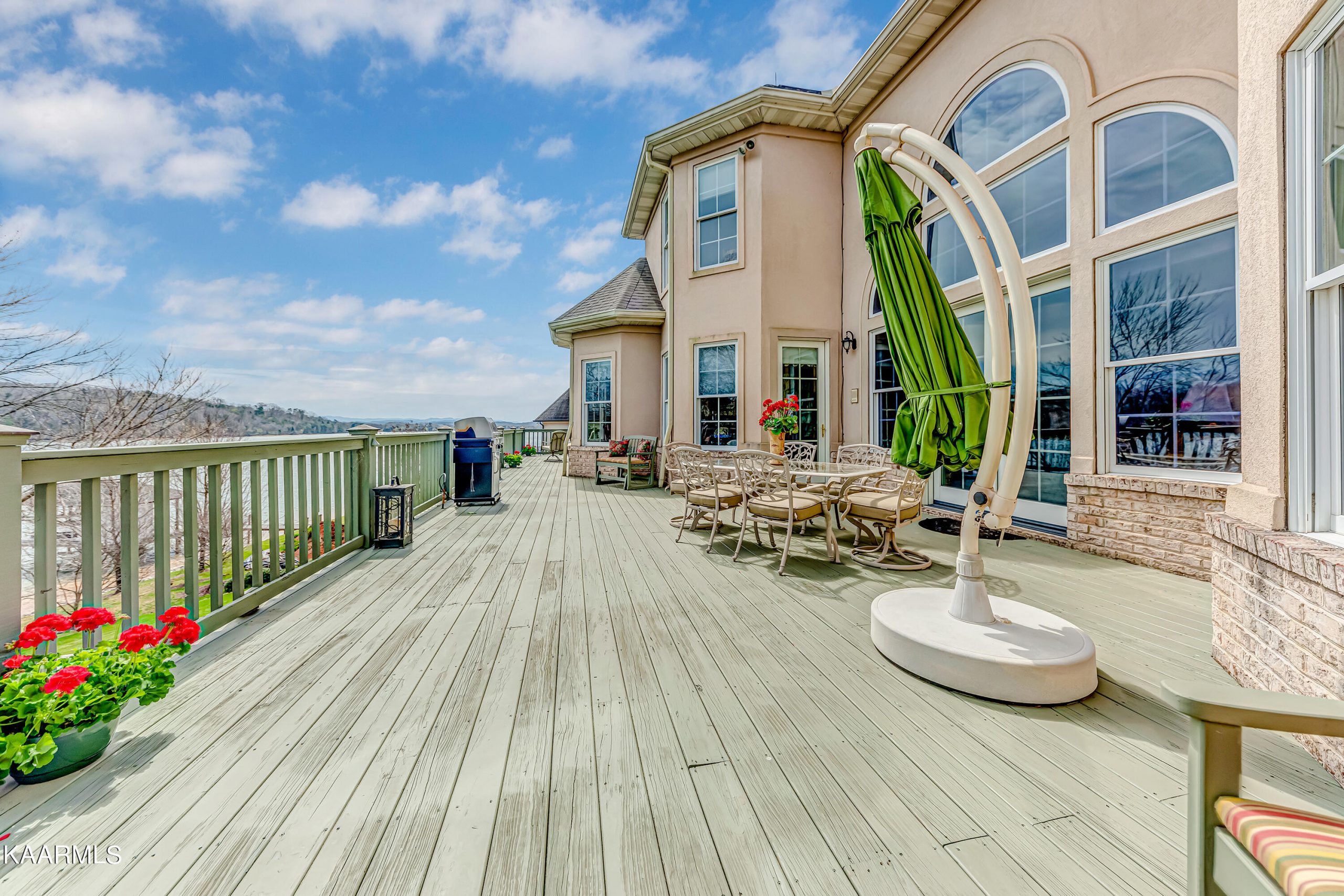 195 Chickadee Circle - Photo 11