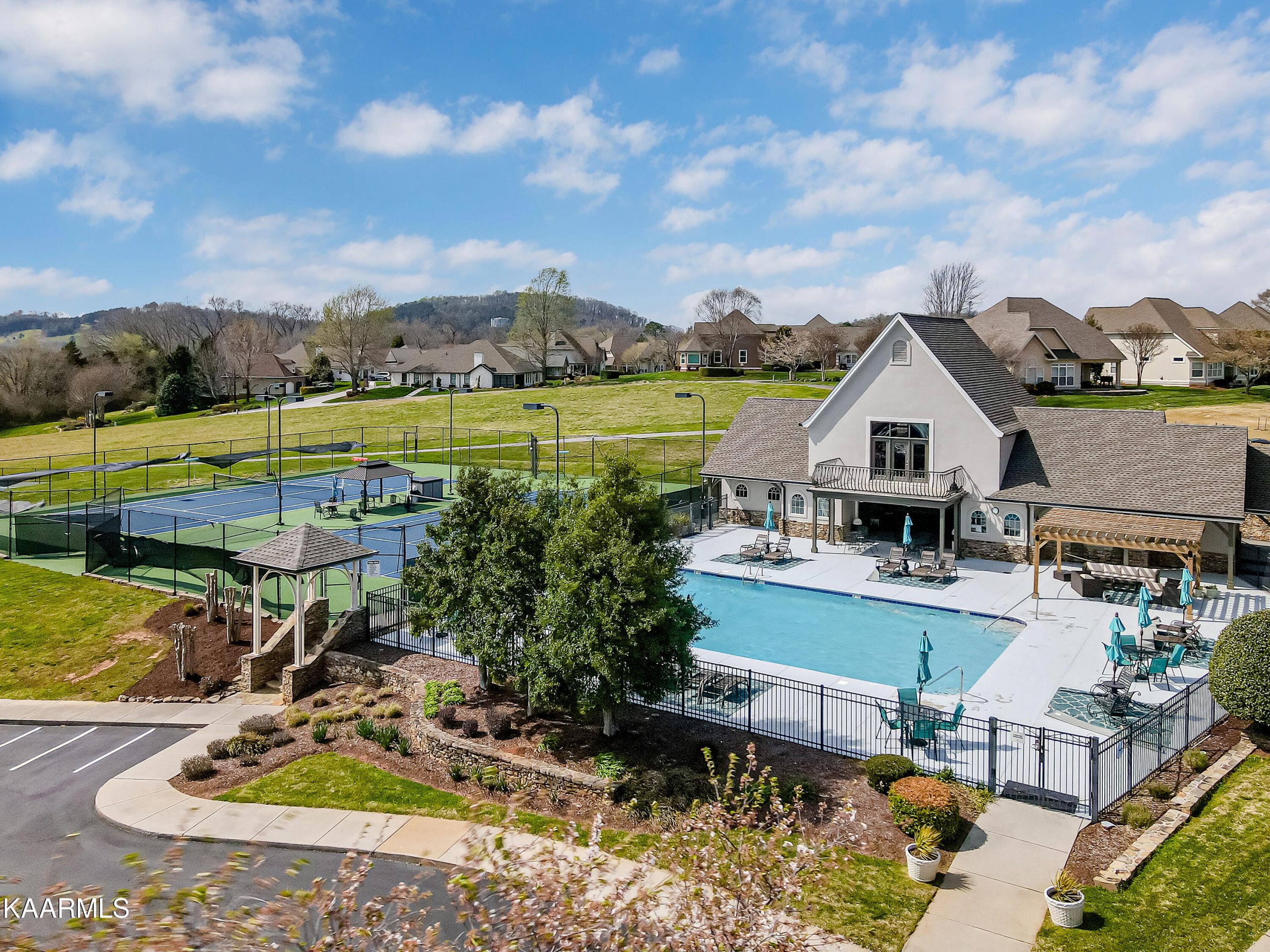 195 Chickadee Circle - Photo 58