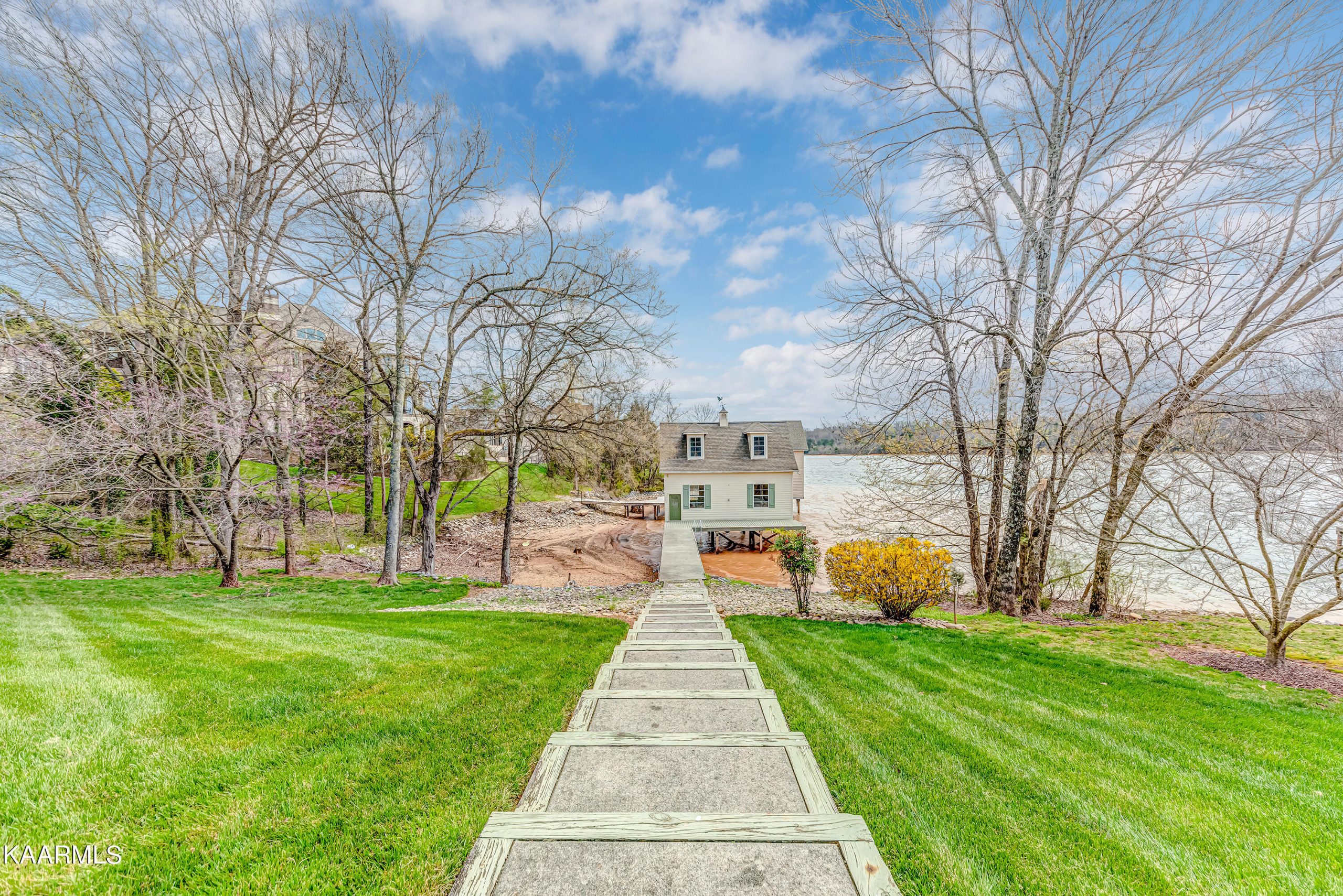 195 Chickadee Circle - Photo 8