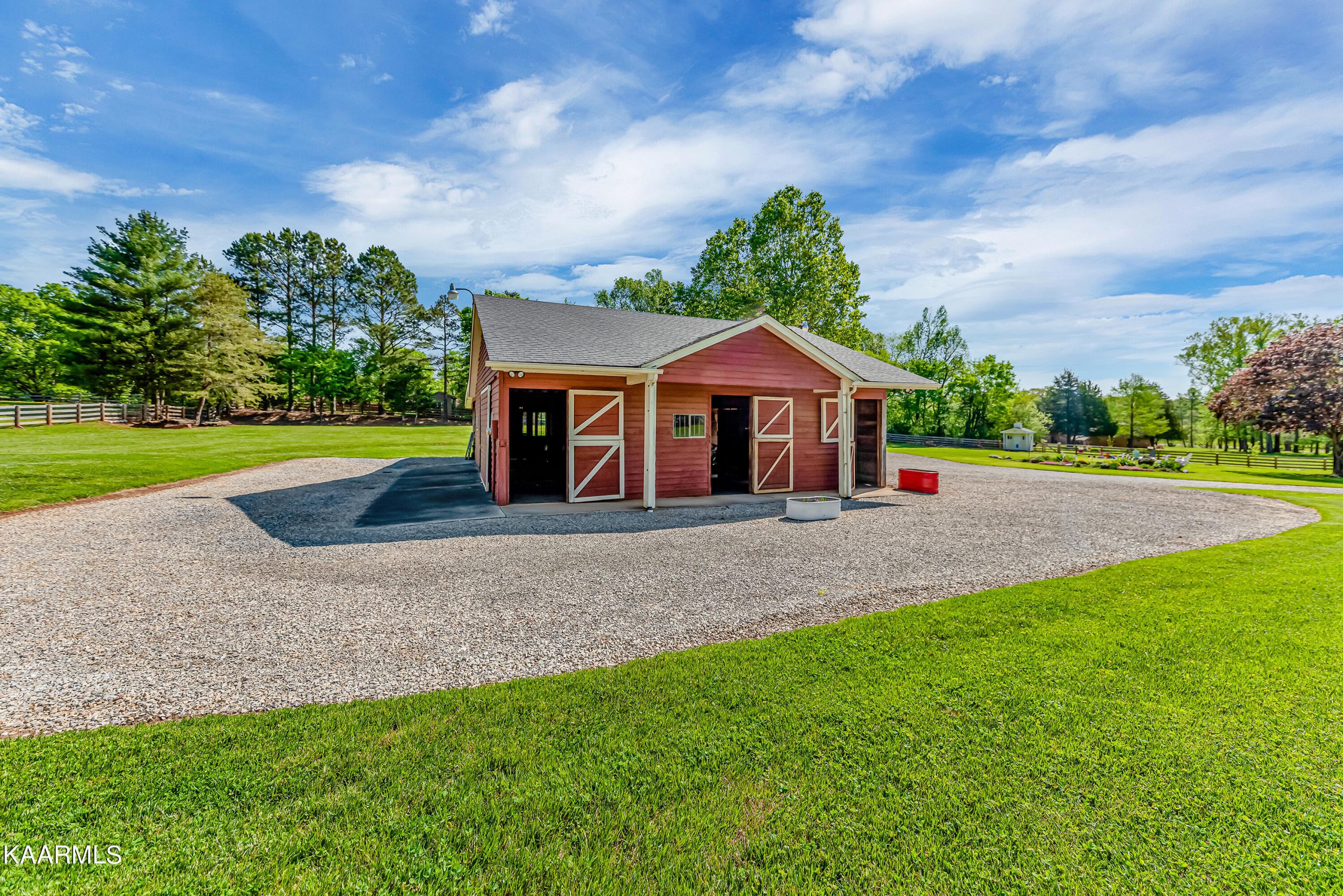 12749 Tanglewood Drive - Photo 9