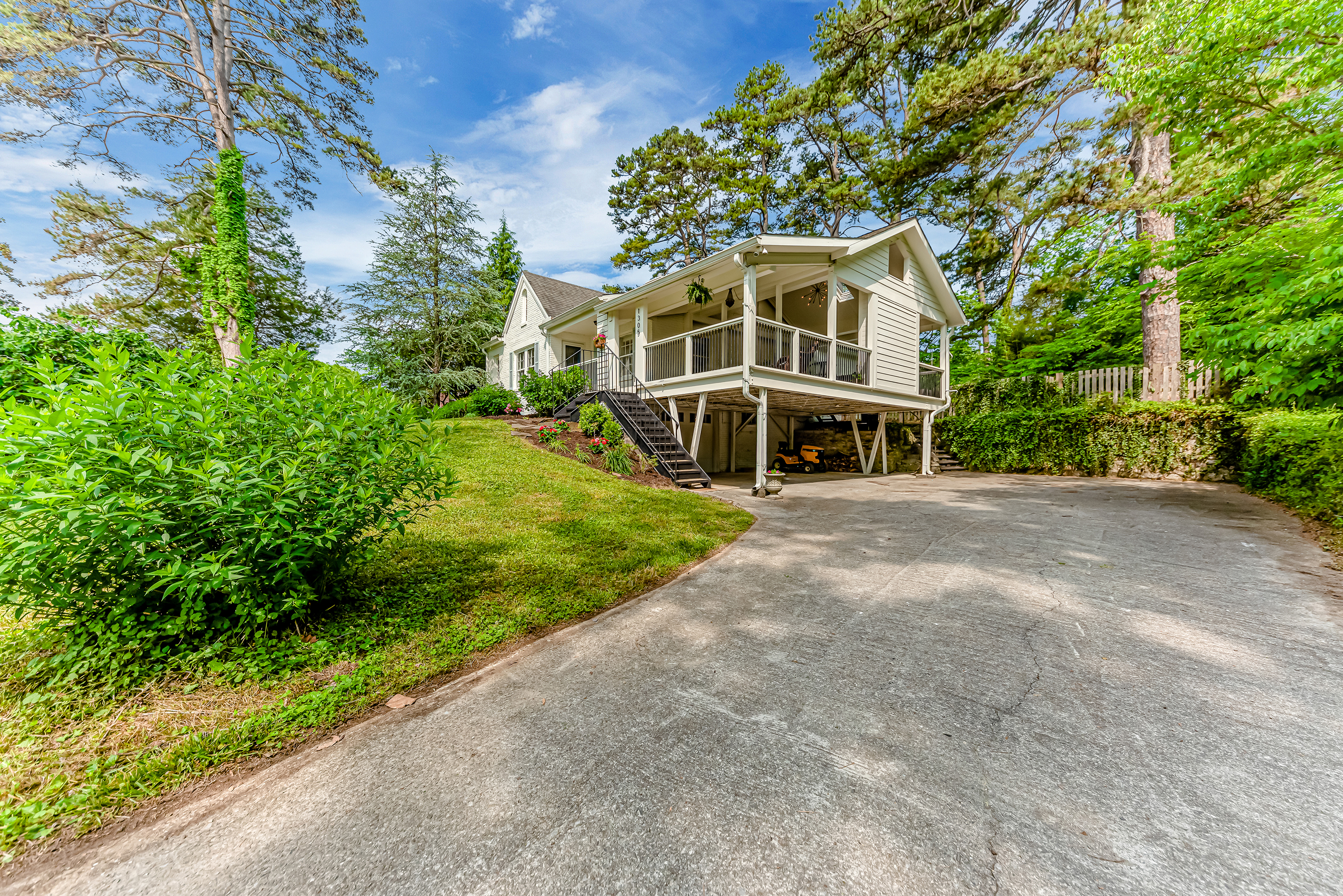 1305 Adair Drive Knoxville, TN 37918 - Photo 4