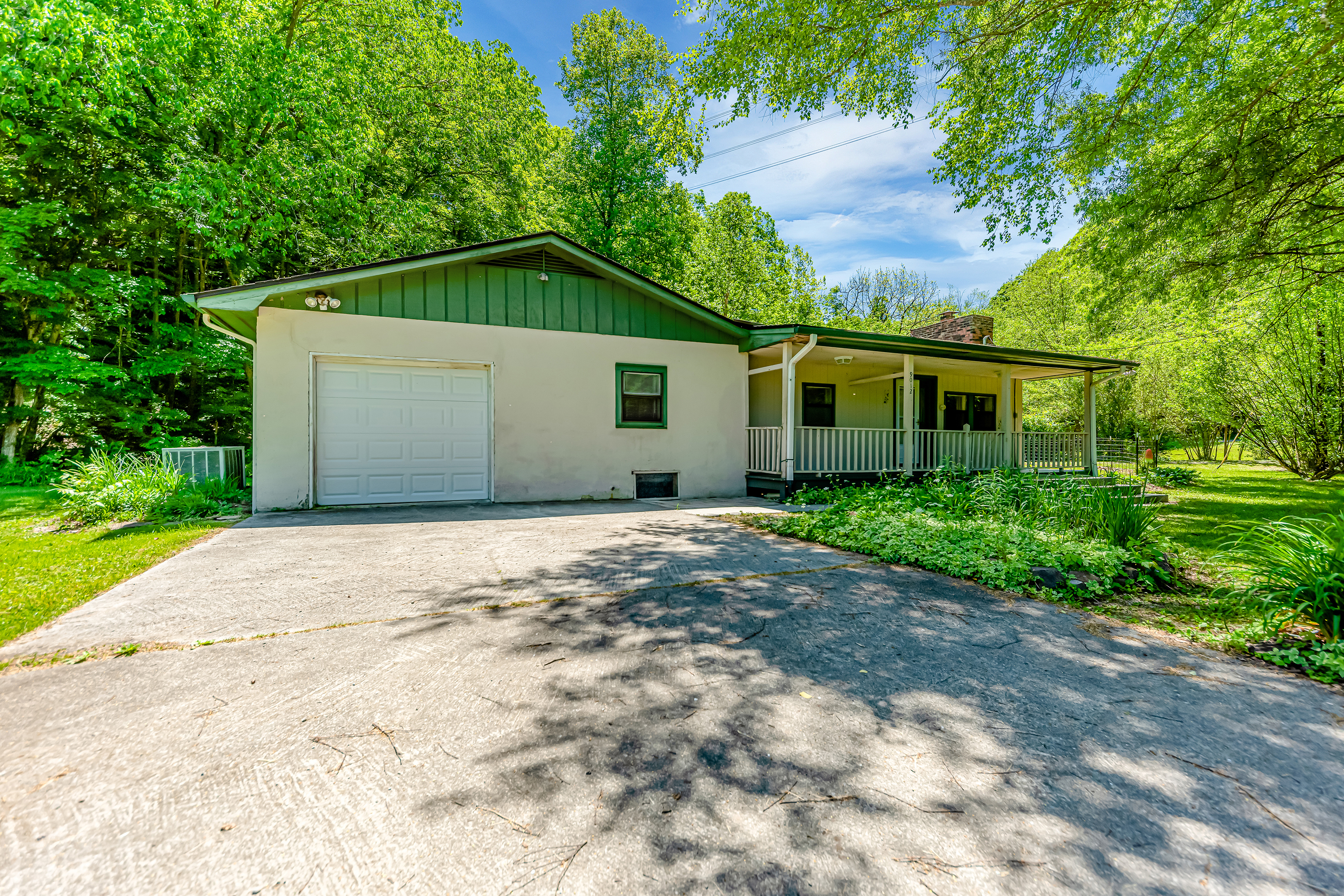 9012 Brock Rd - Photo 3
