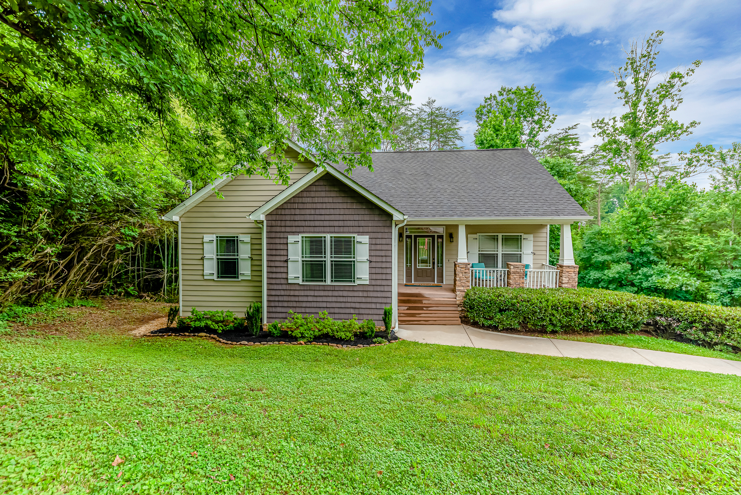 1629 Buckeye Rd - Photo 1