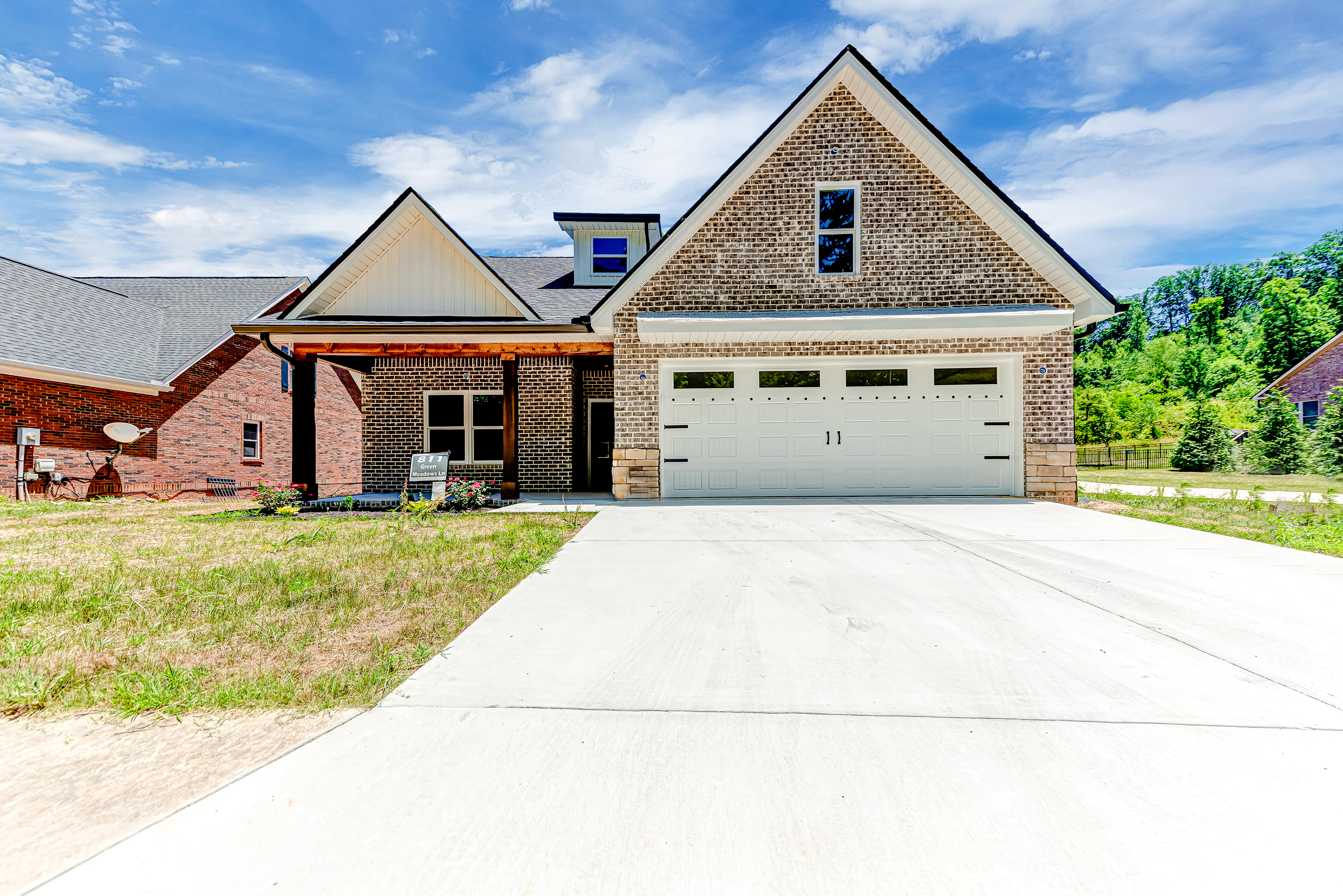 811 Green Meadows Lane - Photo 1