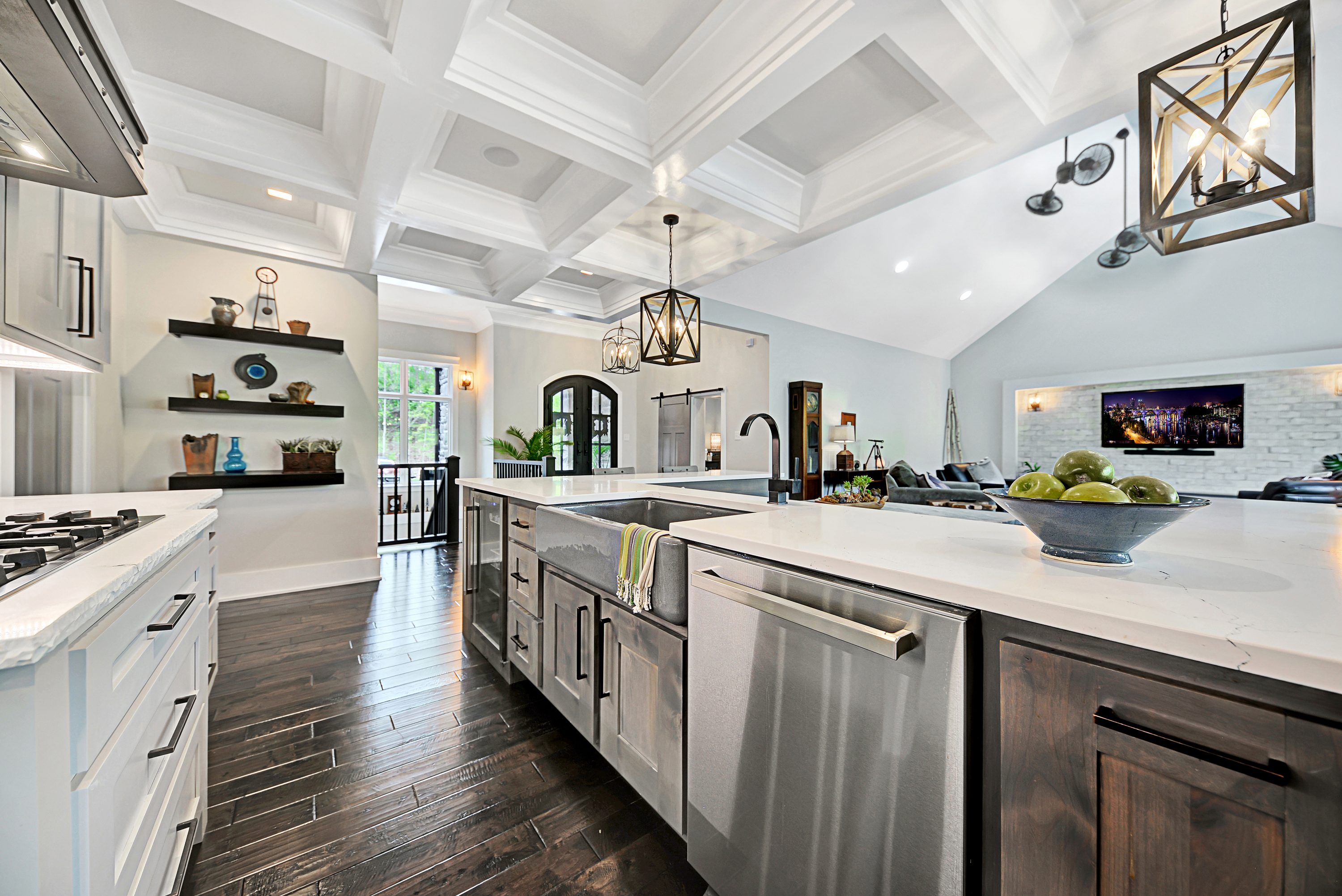 Screen Appeal Matters: Make a Great Digital Impression When Selling Your Home