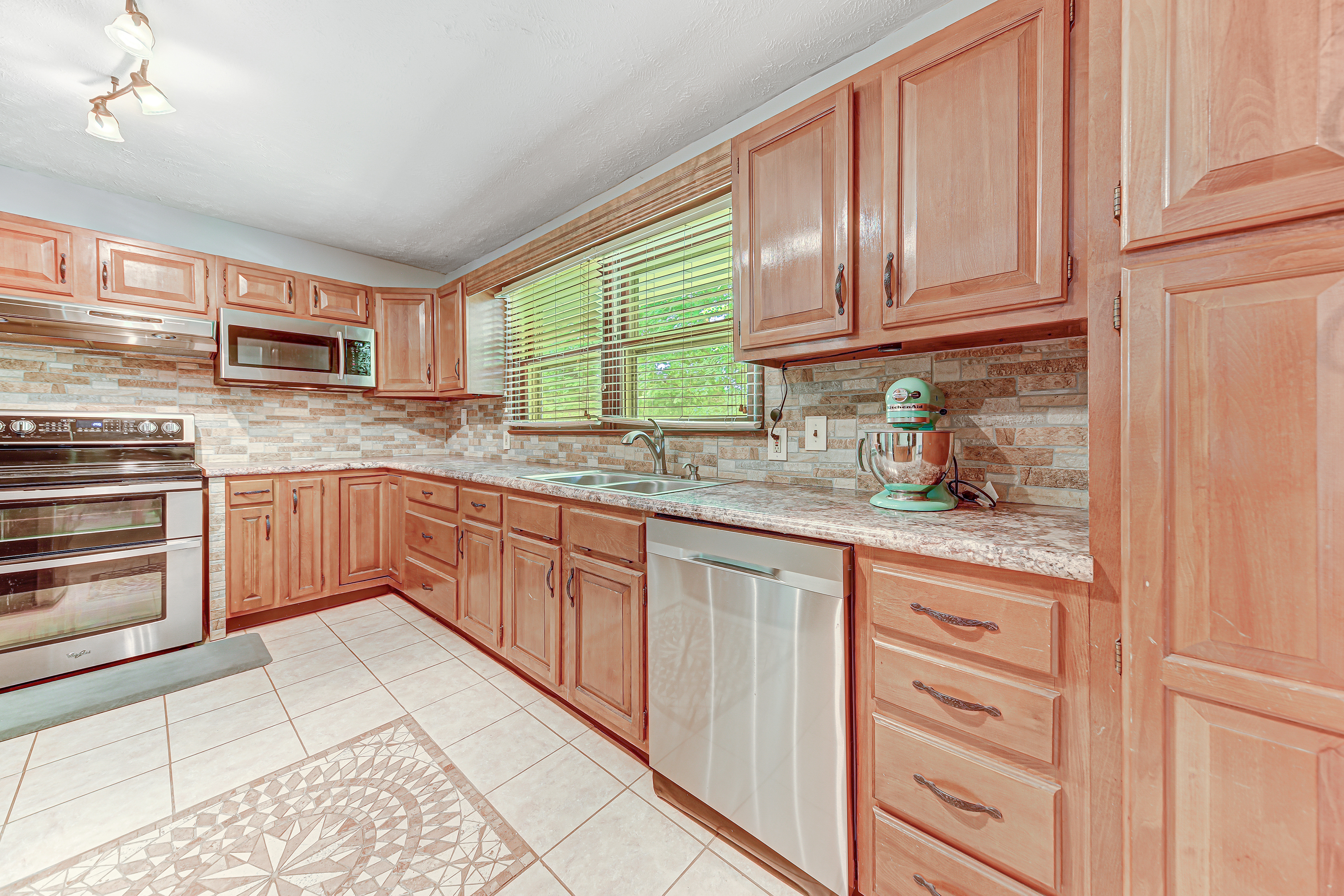 3108 Washington Pike - Photo 15