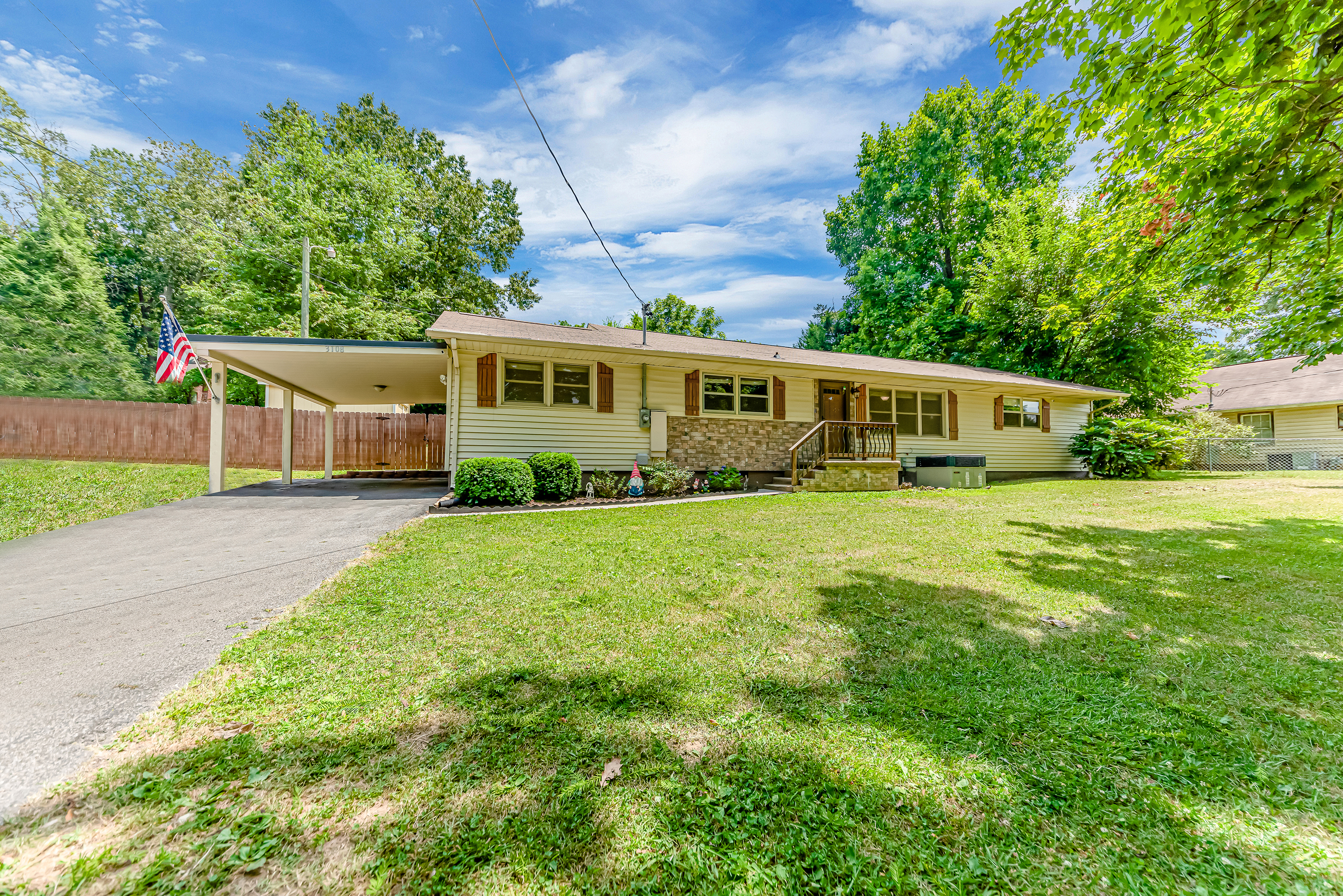3108 Washington Pike - Photo 2