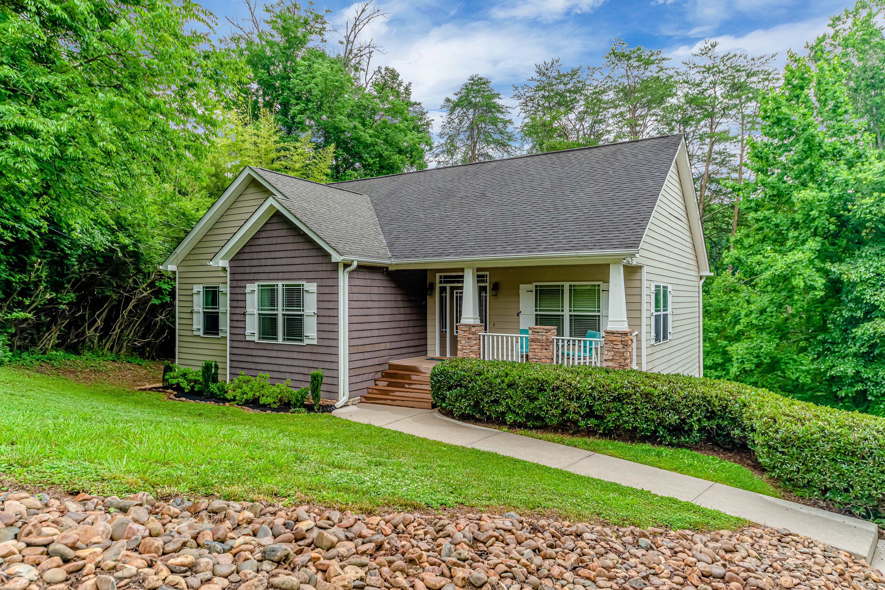 1629 Buckeye Rd - Photo 3
