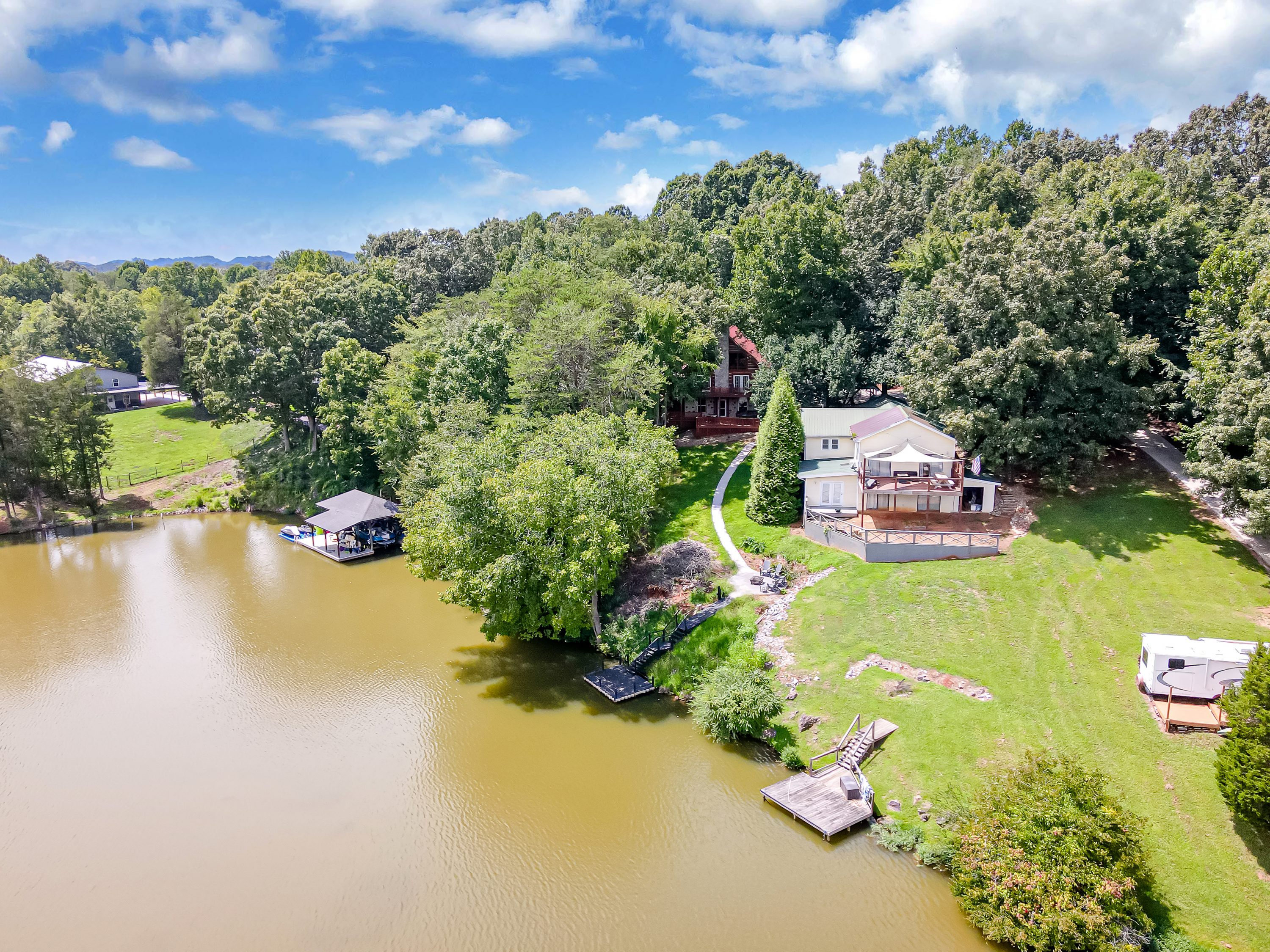447 Lakeside Road - Photo 8