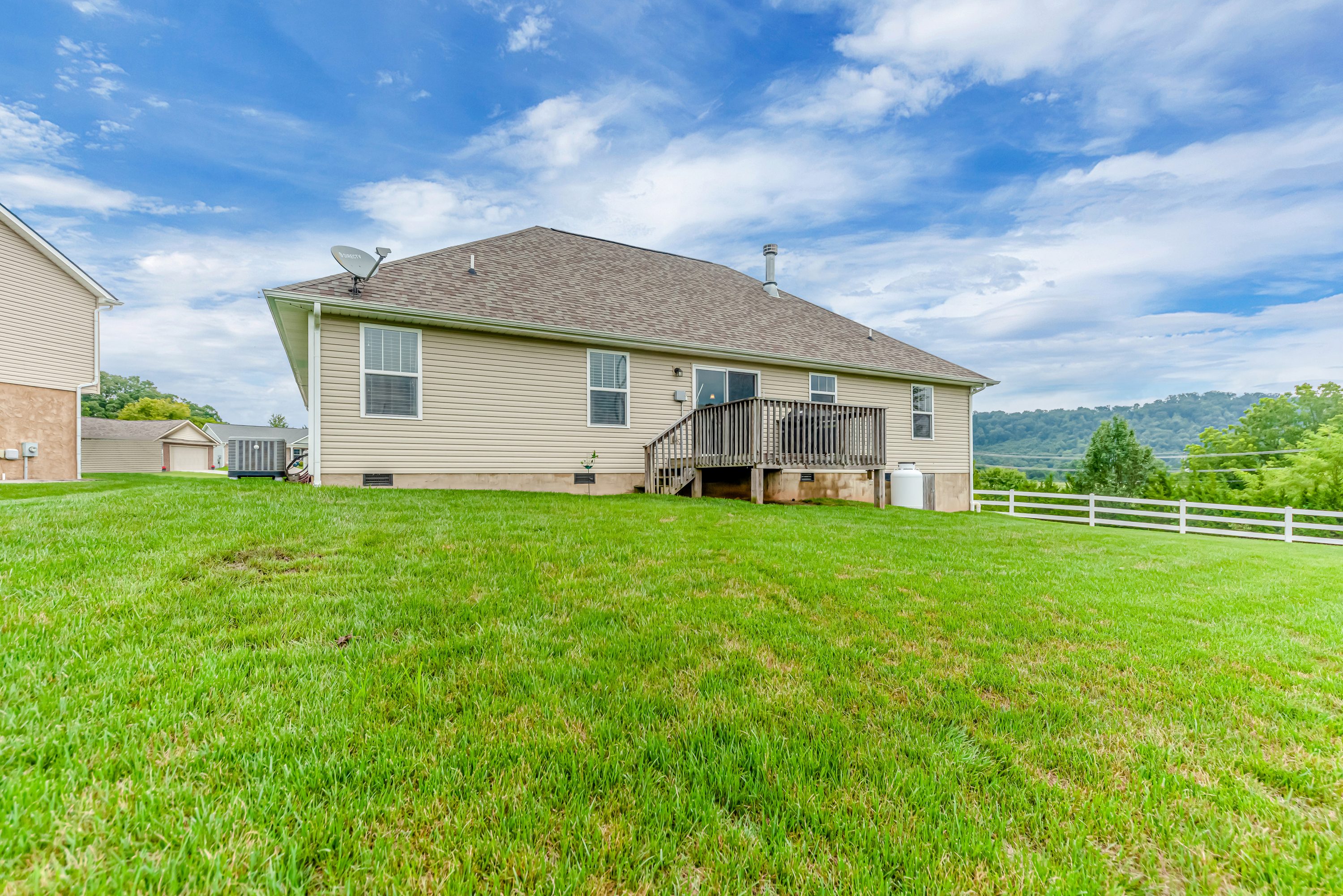 7343 Crippen Corner Ln - Photo 4