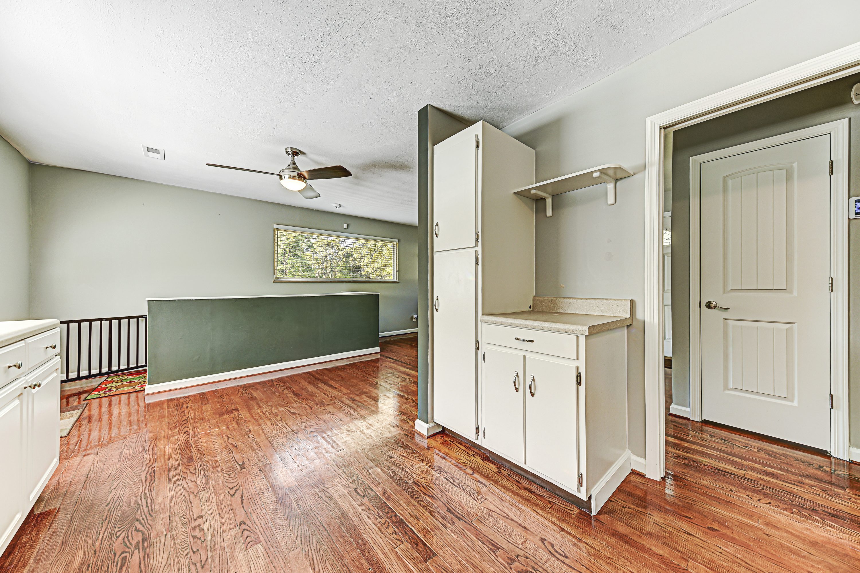 605 S Gallaher View Rd Knoxville, TN 37919 - Photo 16