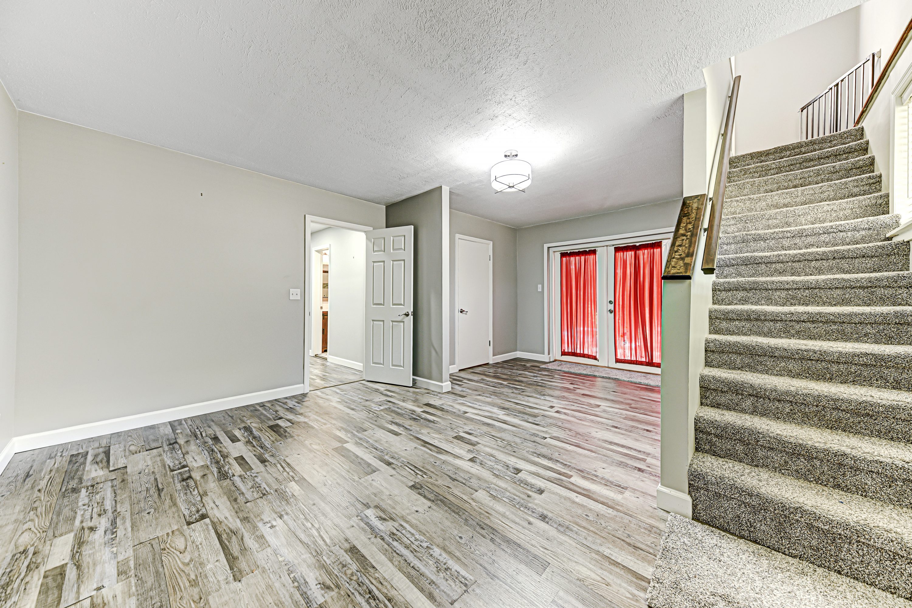 605 S Gallaher View Rd Knoxville, TN 37919 - Photo 21