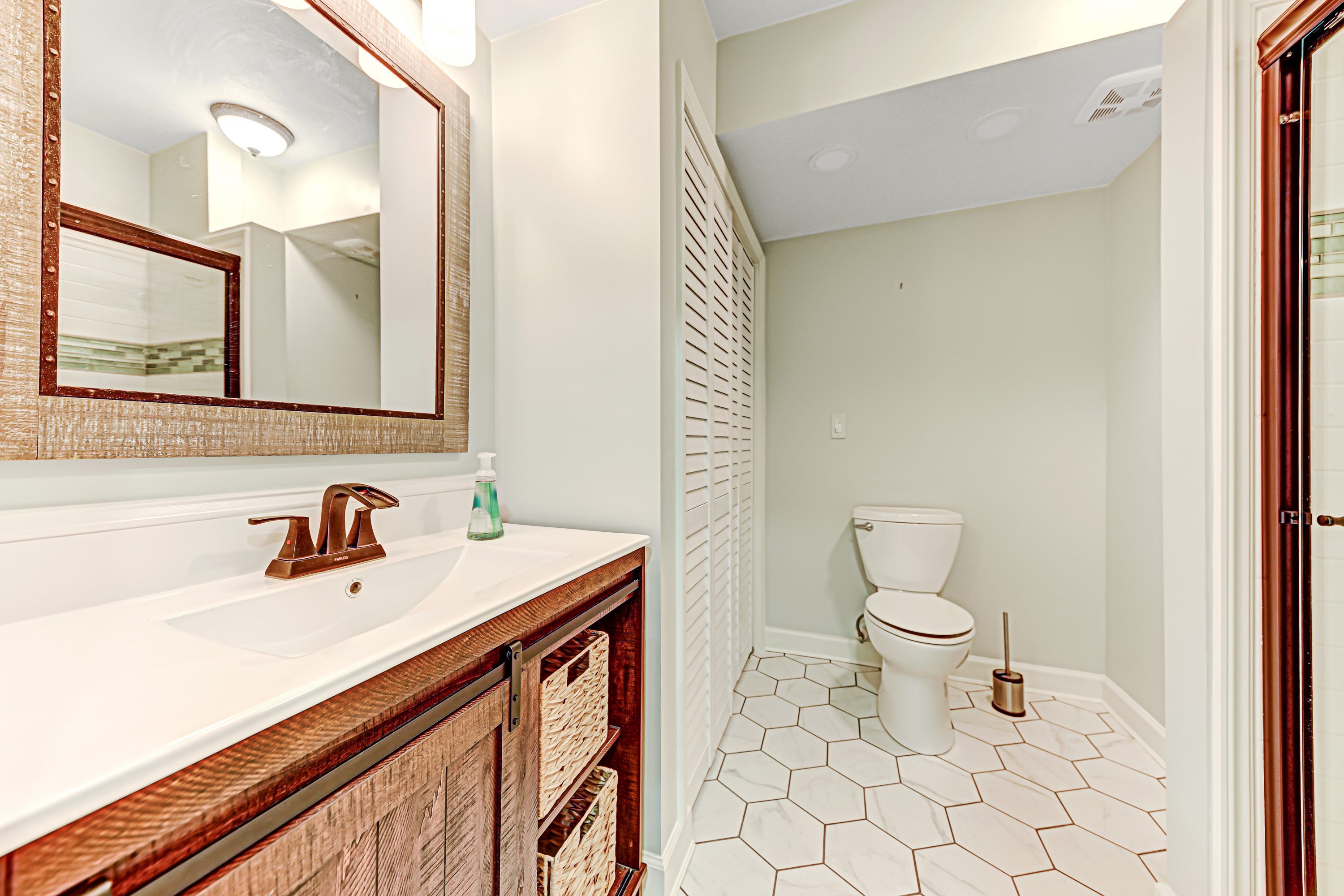 605 S Gallaher View Rd Knoxville, TN 37919 - Photo 25