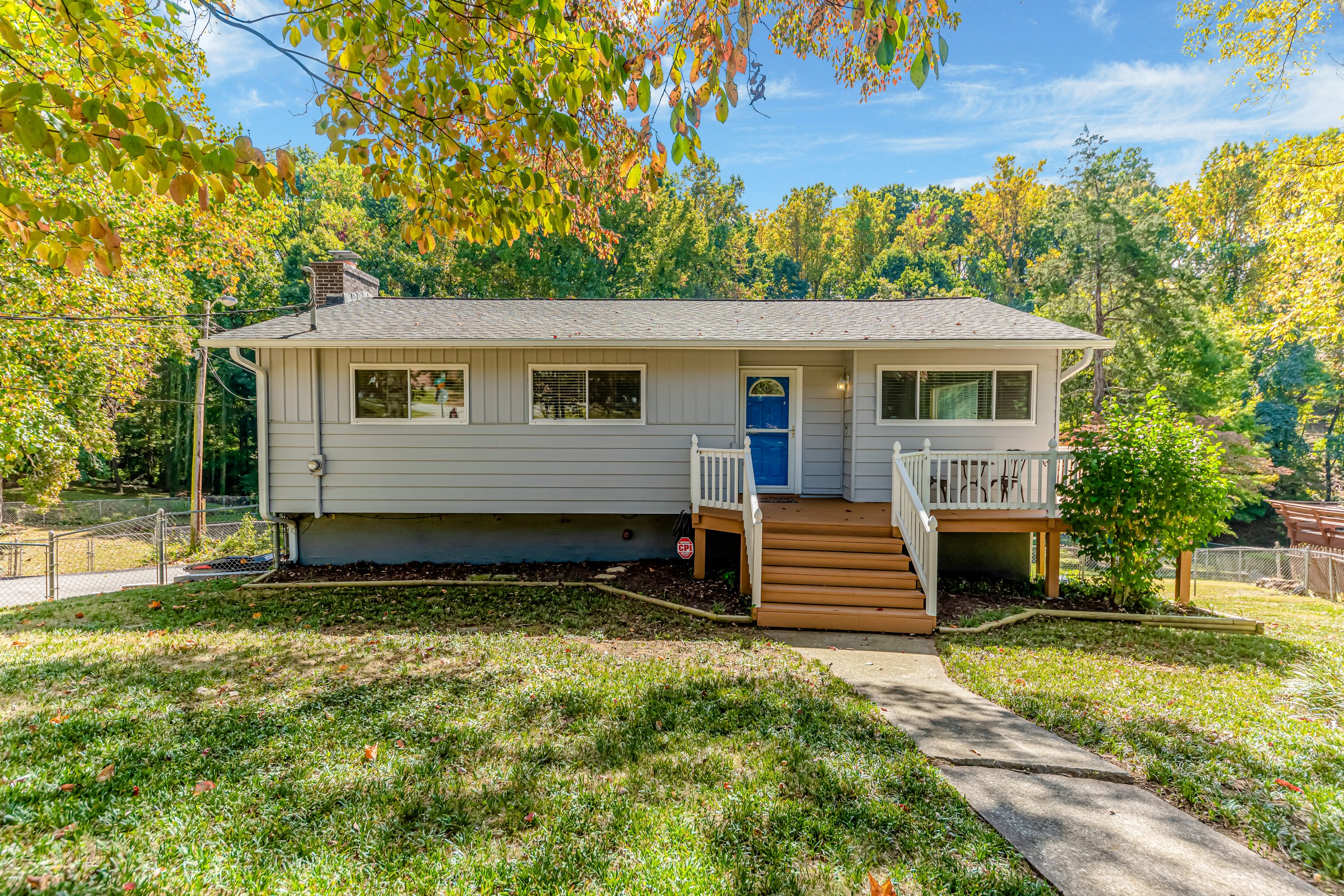 605 S Gallaher View Rd Knoxville, TN 37919 - Photo 1