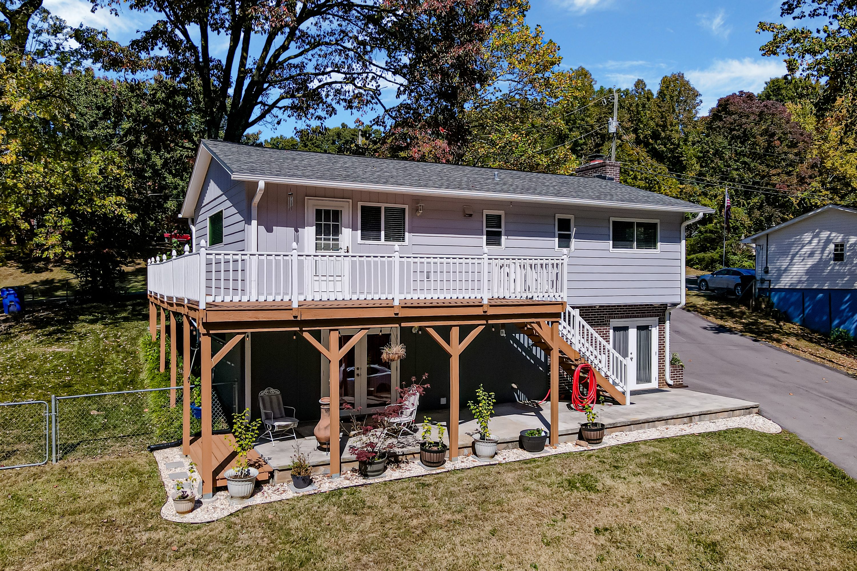605 S Gallaher View Rd Knoxville, TN 37919 - Photo 9