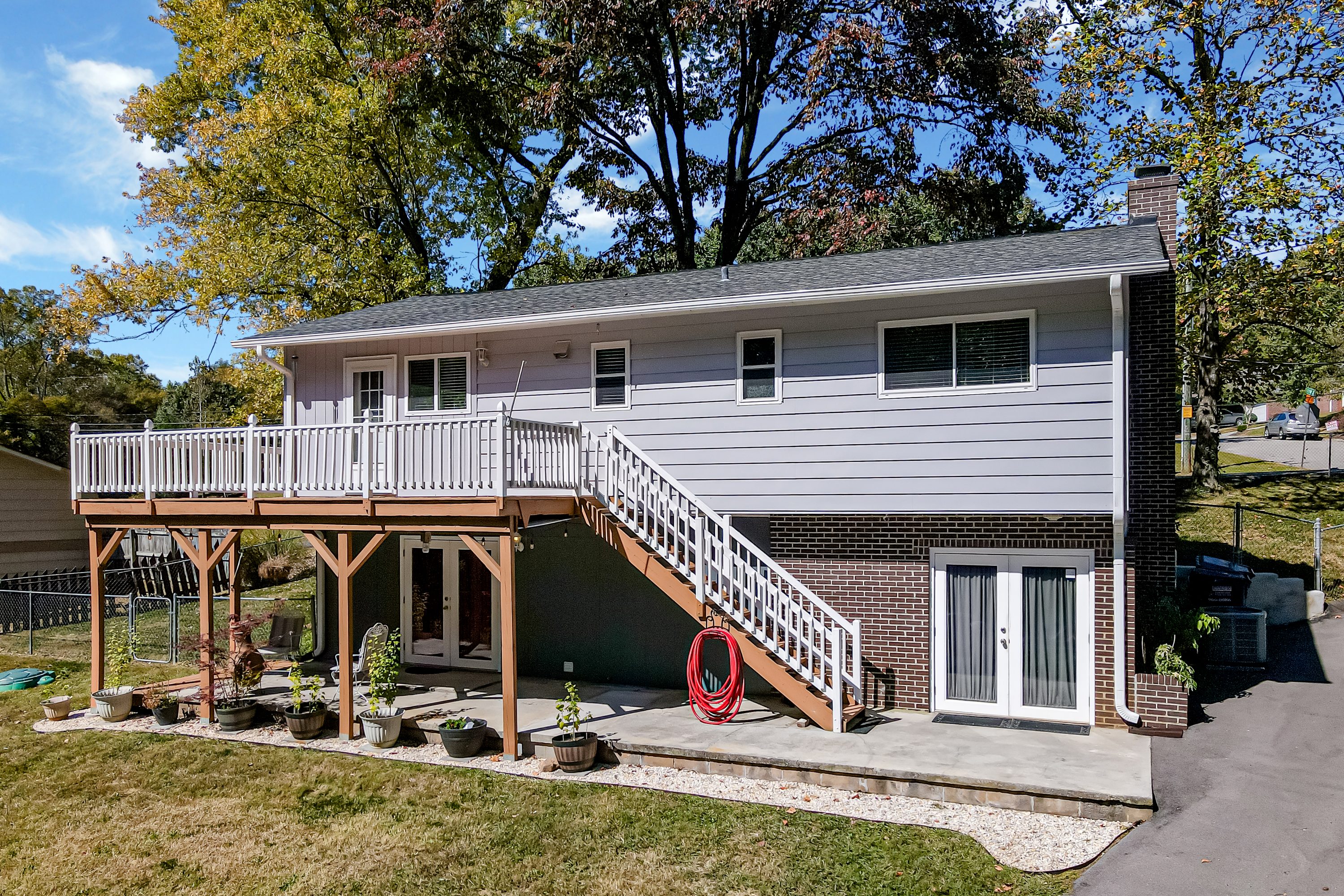 605 S Gallaher View Rd Knoxville, TN 37919 - Photo 7