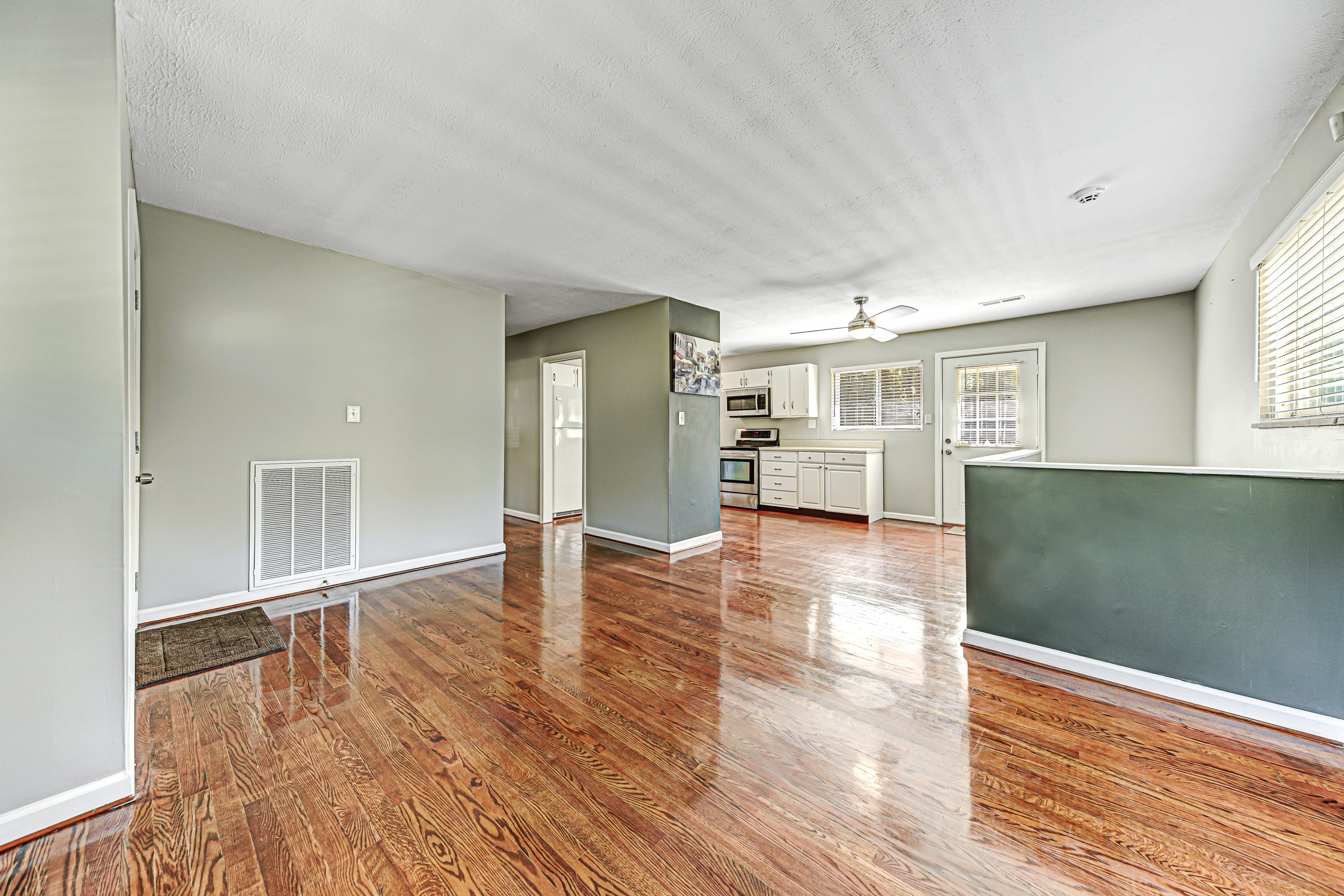 605 S Gallaher View Rd Knoxville, TN 37919 - Photo 13