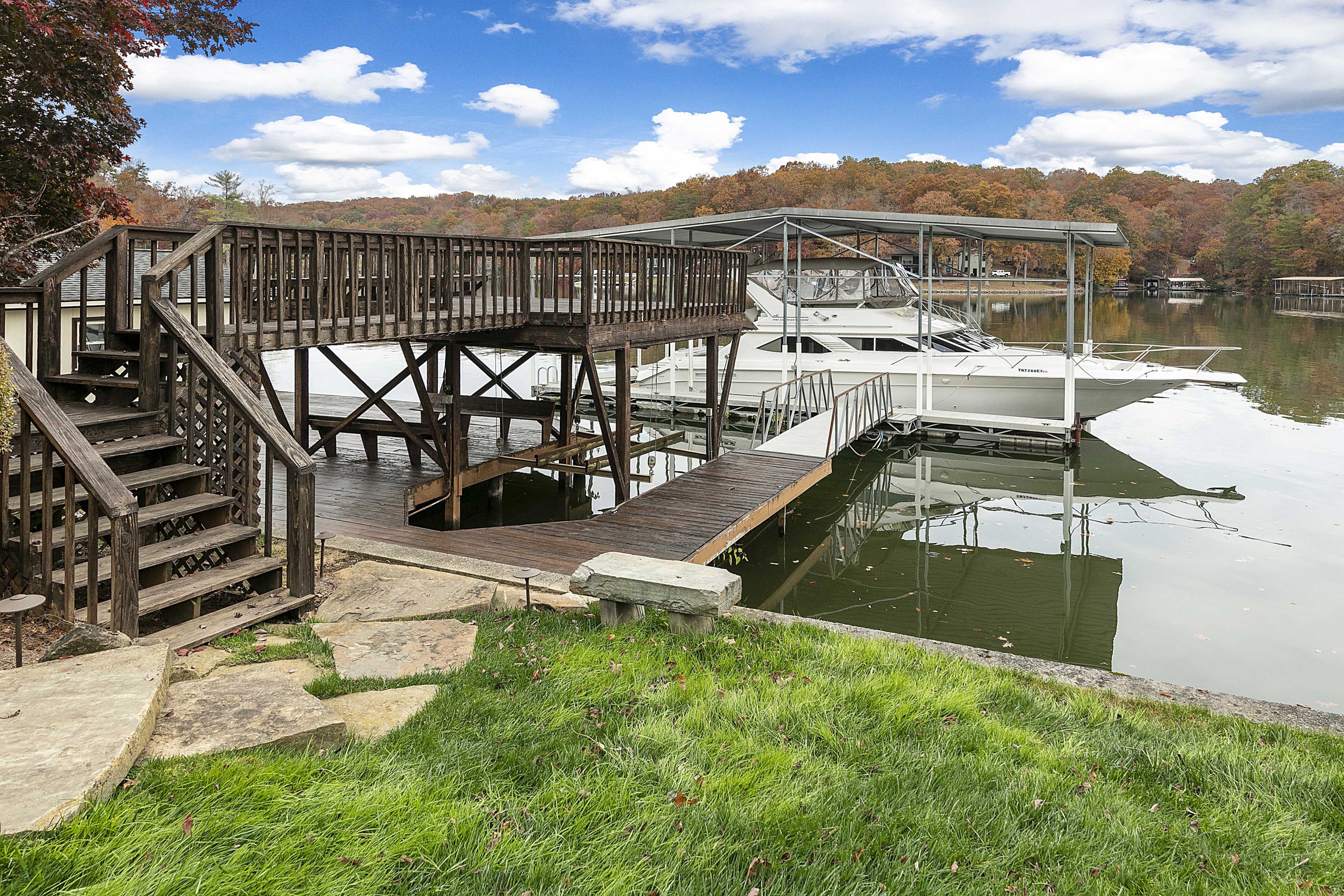 2660 Coulter Shoals Cir, Lenoir City, TN 37772 - Photo 12
