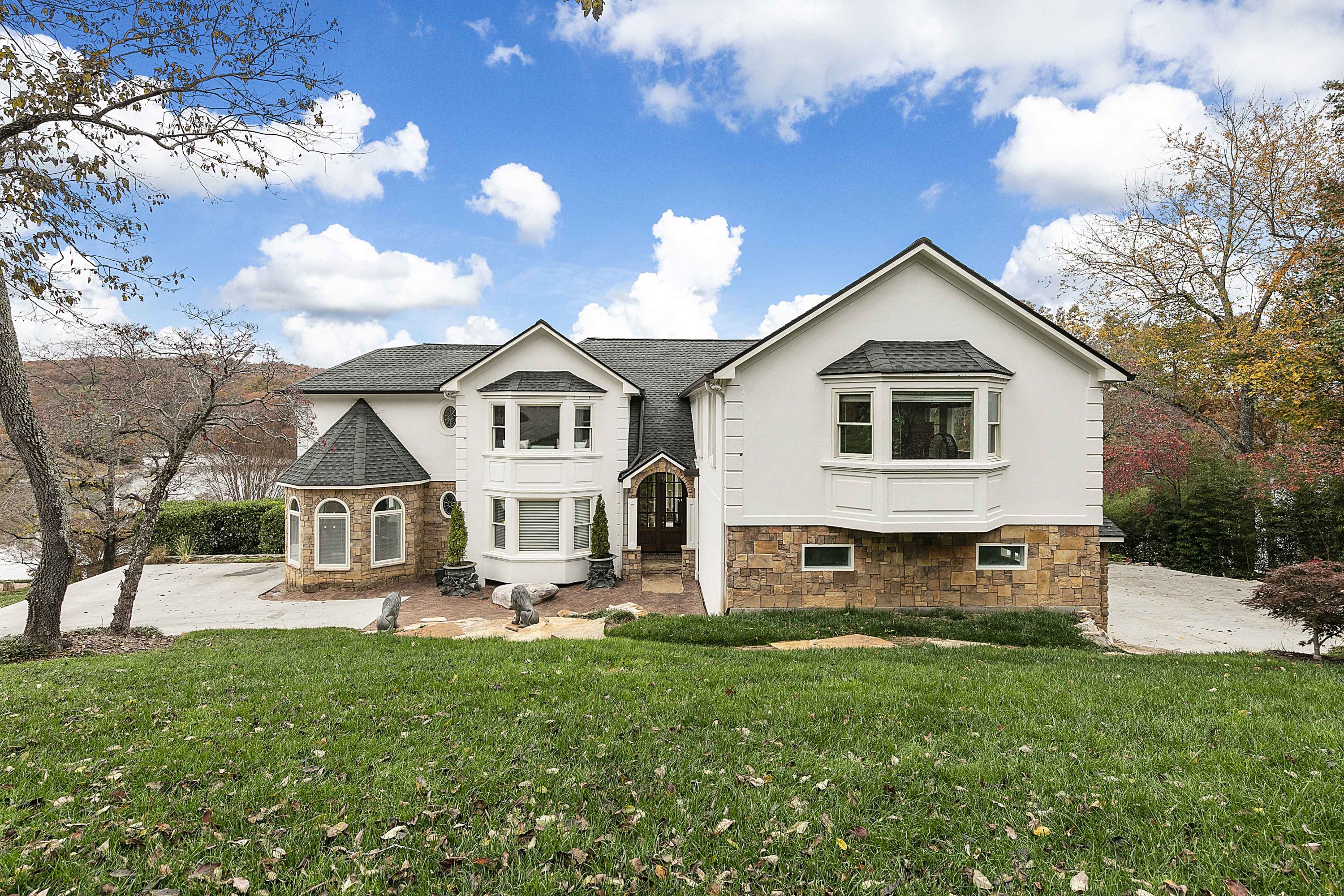 2660 Coulter Shoals Cir, Lenoir City, TN 37772 - Photo 1