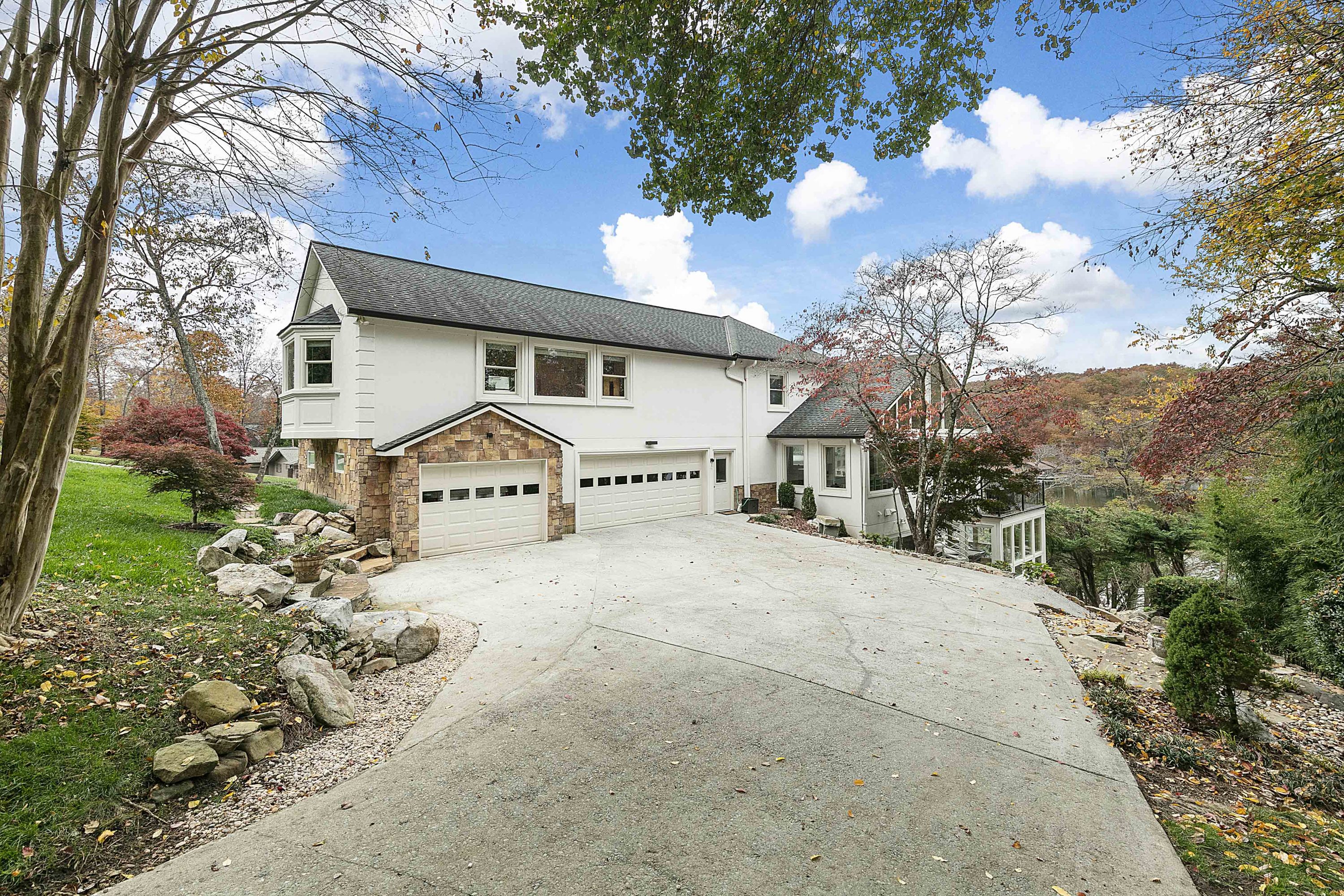 2660 Coulter Shoals Cir, Lenoir City, TN 37772 - Photo 4