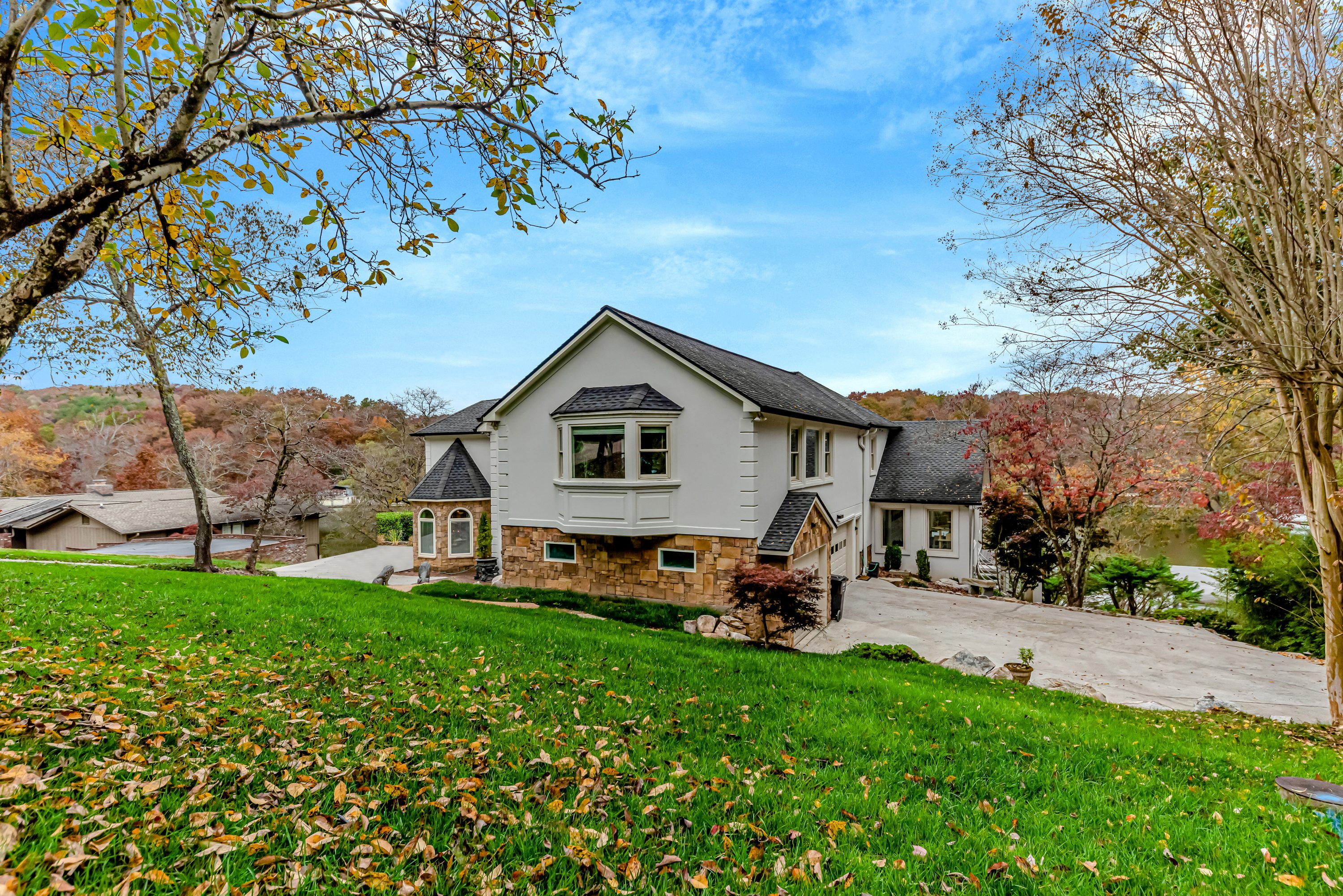 2660 Coulter Shoals Cir, Lenoir City, TN 37772 - Photo 7