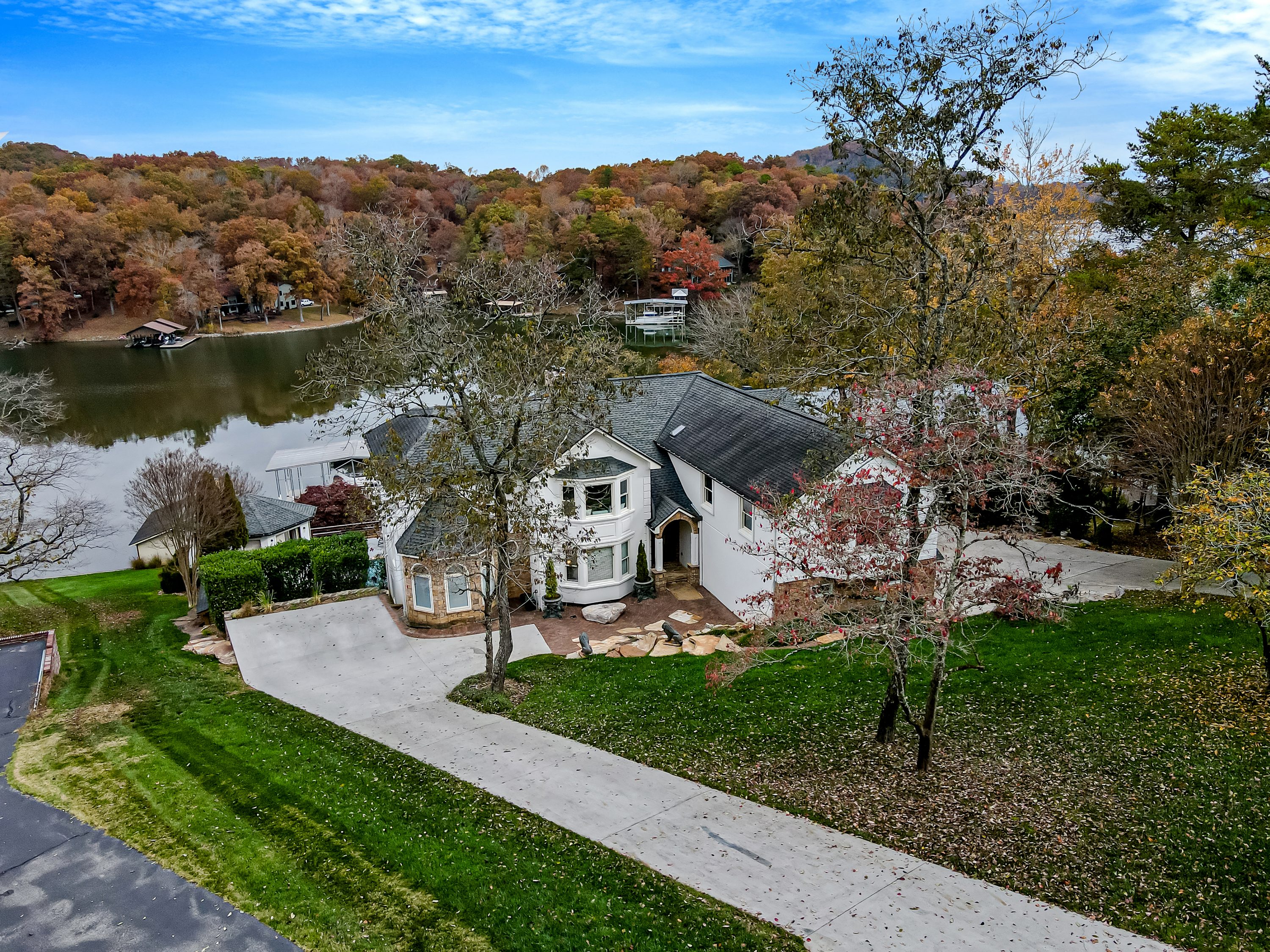 2660 Coulter Shoals Cir, Lenoir City, TN 37772 - Photo 6