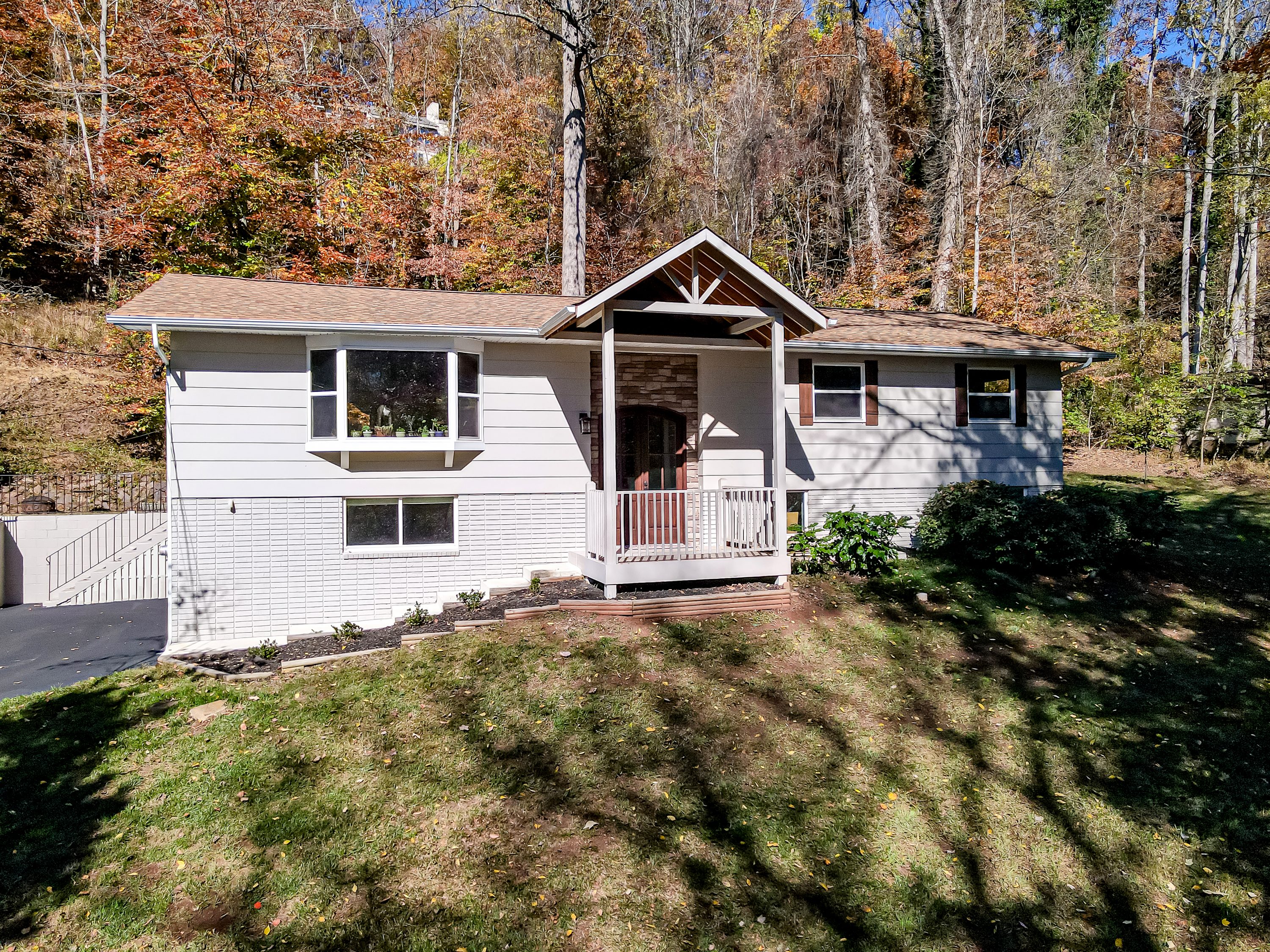1817 Tanager Lane Knoxville, TN 37919 - Photo 2