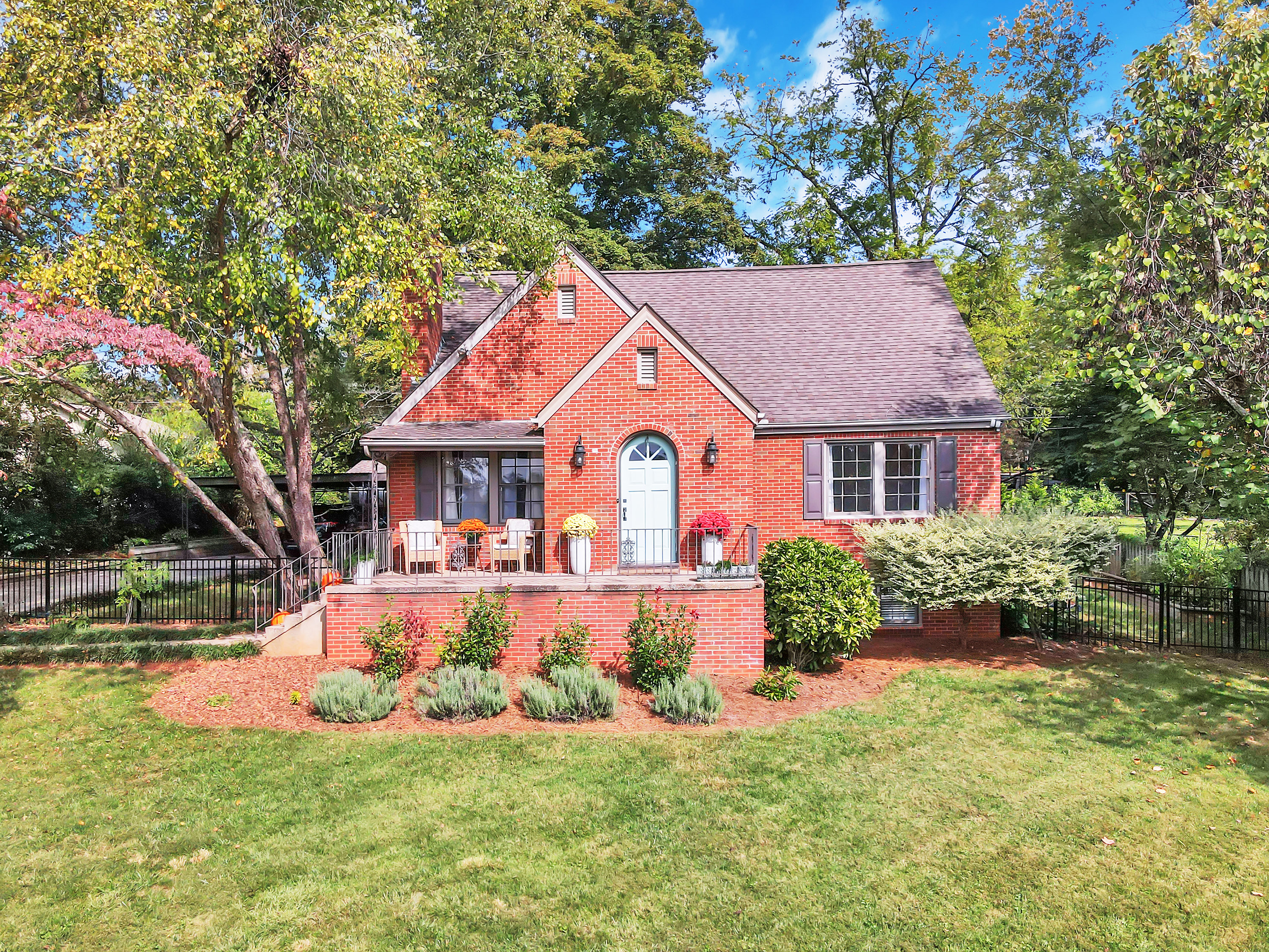 3709 Mayfield Drive Knoxville, TN 37918 - Photo 1