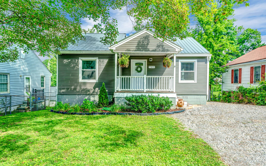 705 Oglewood Ave, Knoxville, TN 37917 - Photo 1