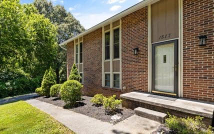1517 Bexhill Drive, Knoxville, TN 37922 - Photo 10