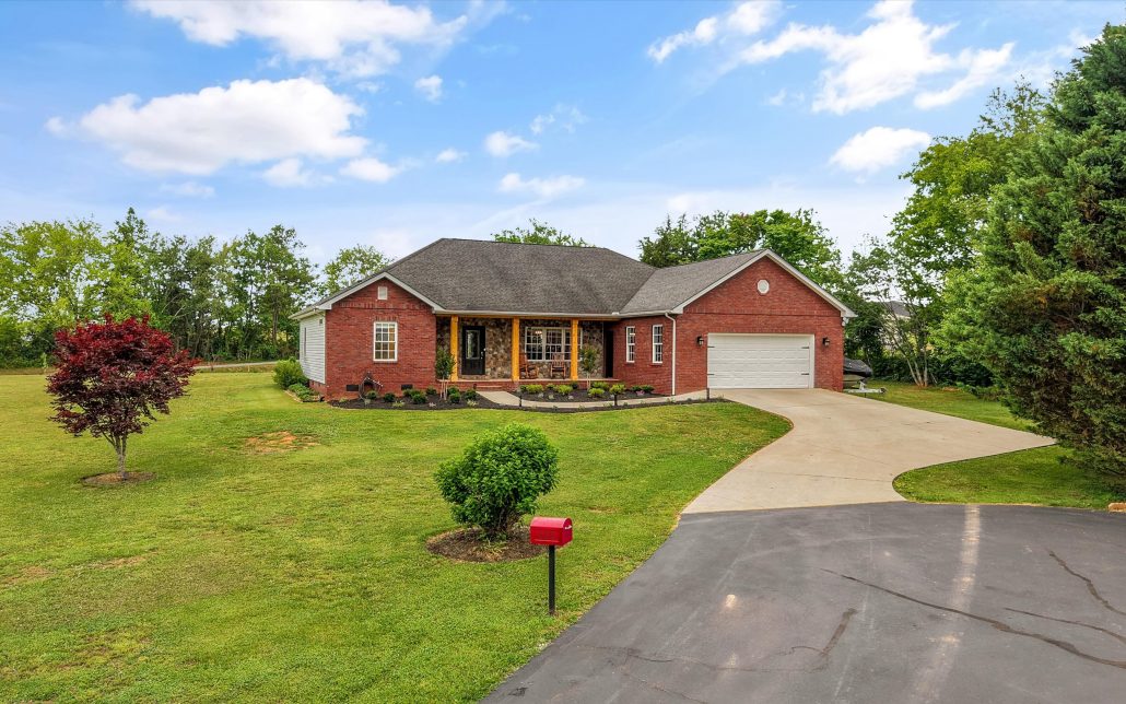 217 Paradise Lane, Maryville, TN 37801 - Photo 2
