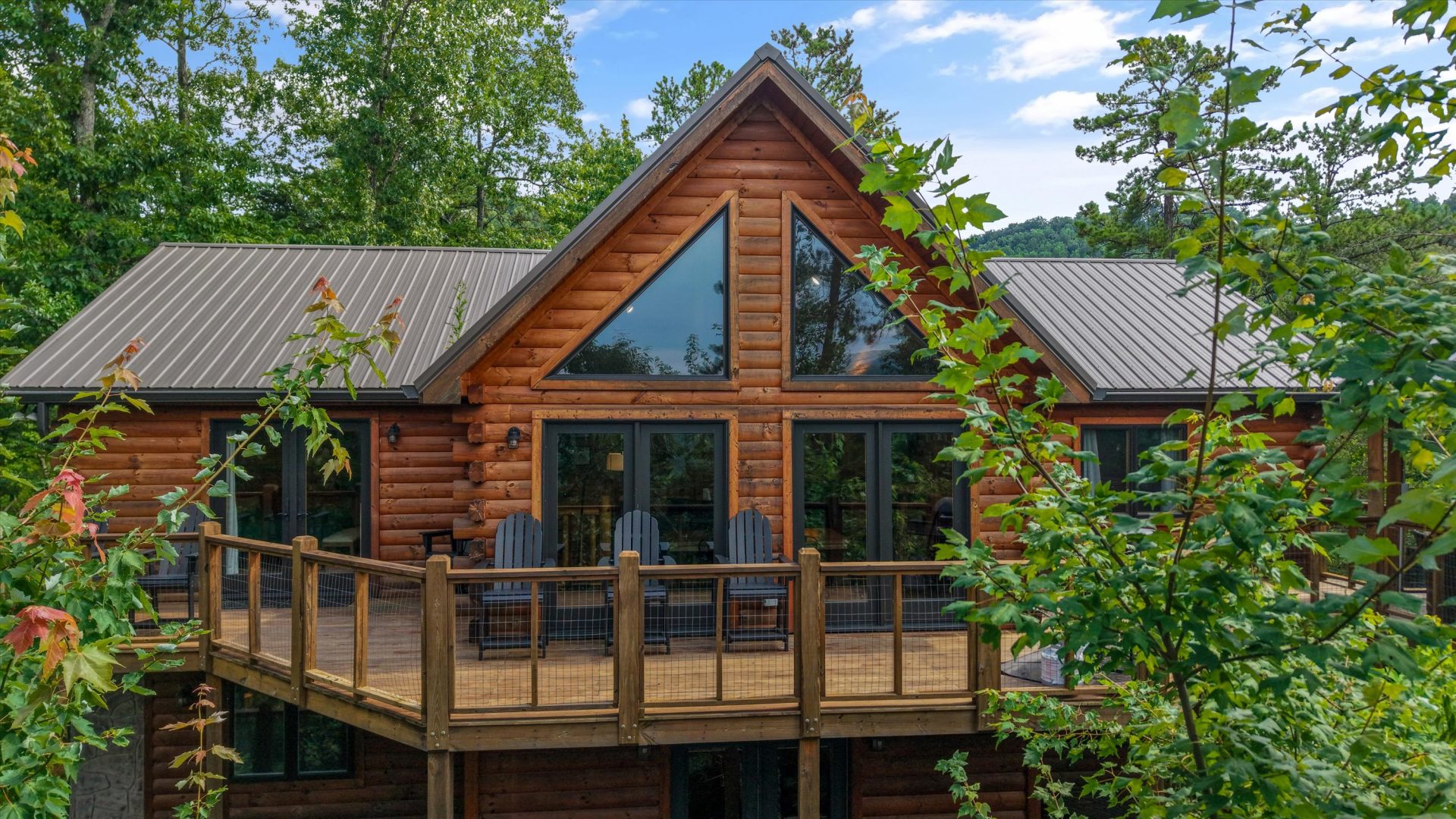 2421 Misty Shadows Drive, Sevierville, TN 37862