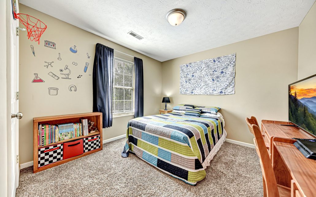 300 Ashworth Trl Powell, TN 37849 - Photo 21