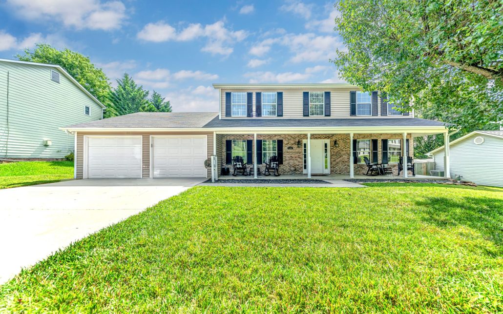 300 Ashworth Trl Powell, TN 37849 - Photo 1